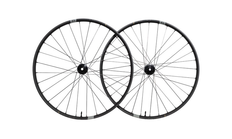 PAIRE DE ROUES CRANKBROTHERS SYNTHESIS CARBON ENDURO 11 HYDRA I9 XD 29" - (22500054)