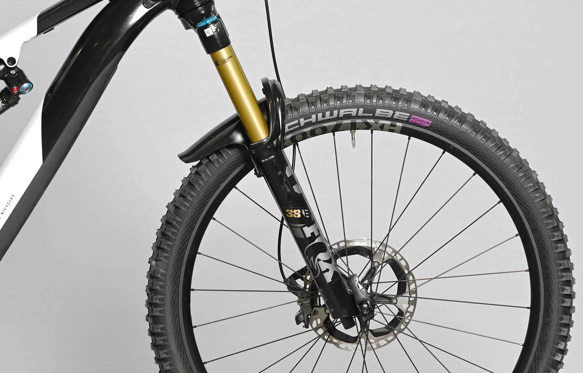 COMMENCAL META POWER AM SHIMANO SIGNATURE BLACK & WHITE - L (21180703) 1168 km image large number 1