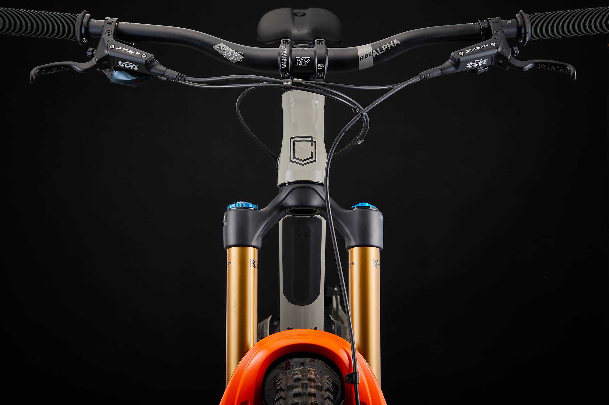 COMMENCAL CLASH SIGNATURE CHALK image large number 6