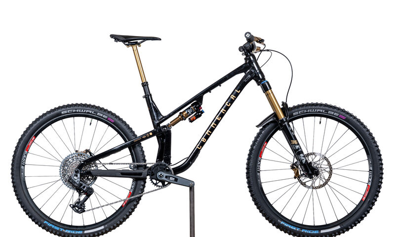 COMMENCAL META V5 T-TYPE GLITTERY BLACK ALC - L (23100043)