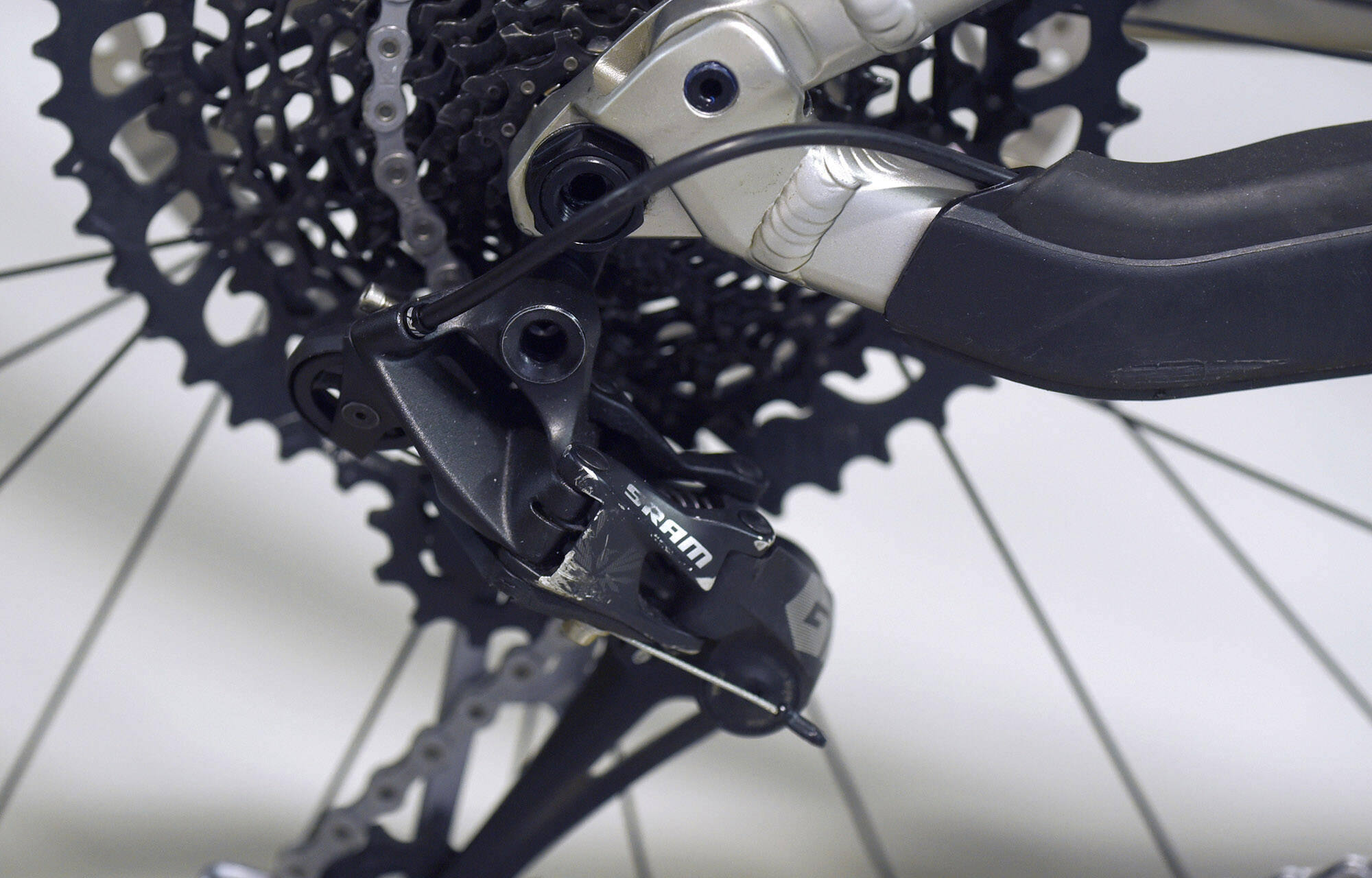 COMMENCAL META POWER SX SHIMANO RACE SILVER - M (22180702) 2252 km image large number 3