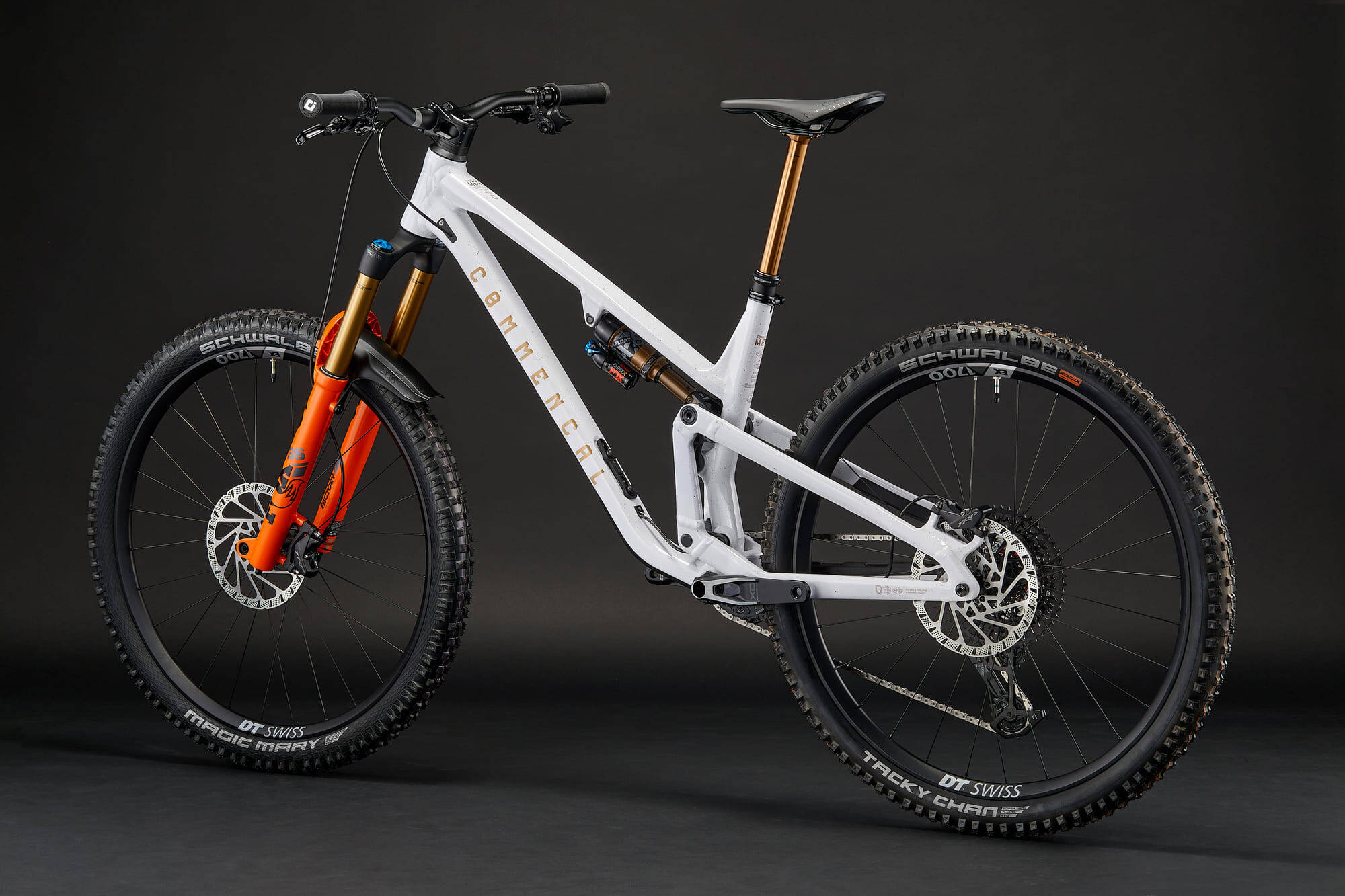 COMMENCAL META V5 SIGNATURE GLITTERY WHITE 2025 image large number 2