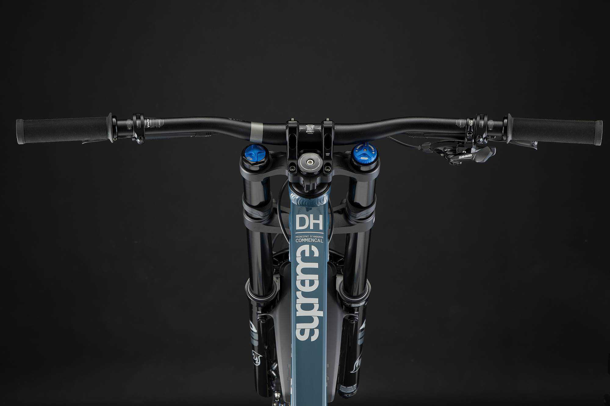 COMMENCAL SUPREME DH V5 ESSENTIAL AQUA BLUE image large number 3