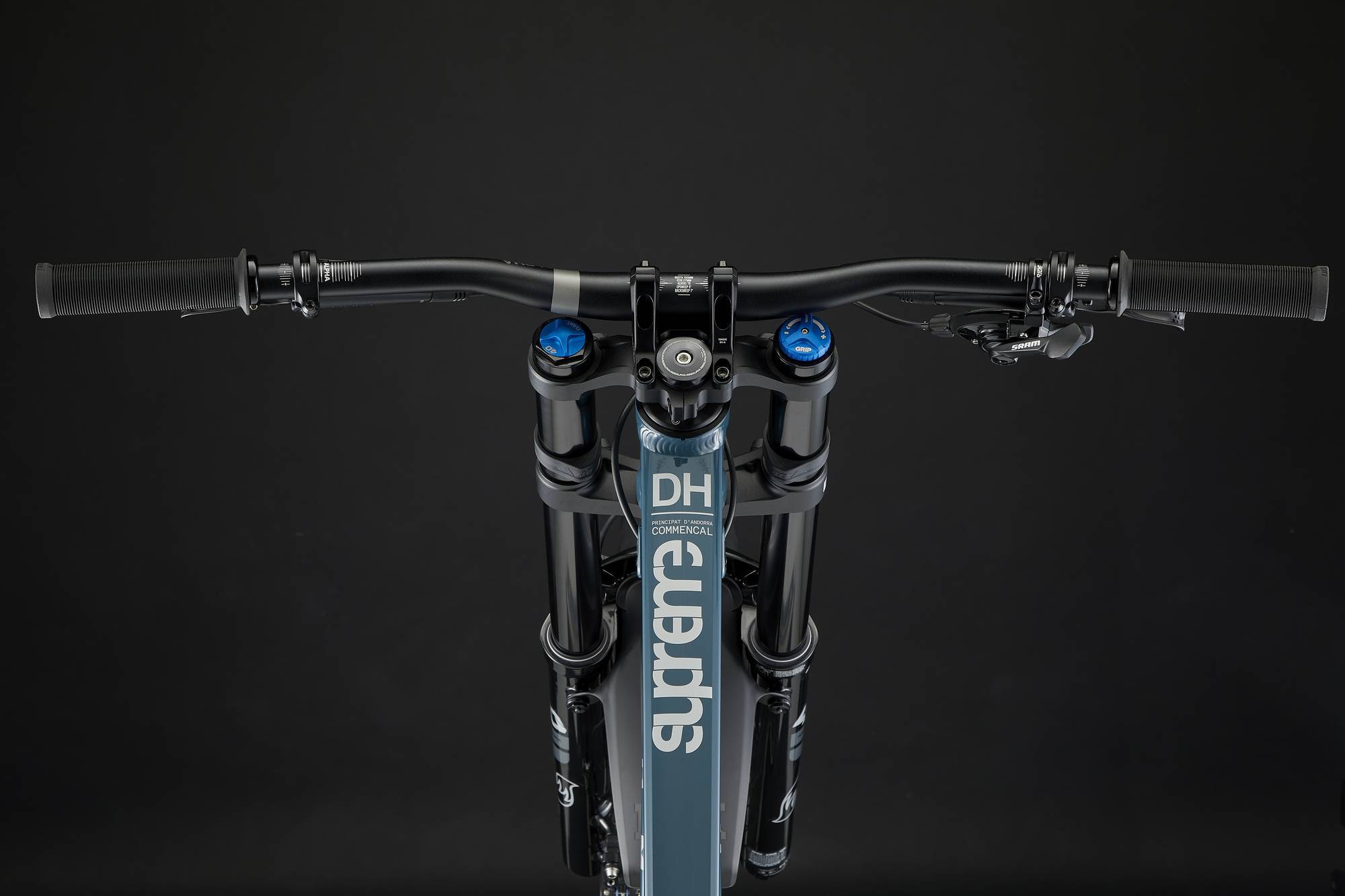 COMMENCAL SUPREME DH V5 ESSENTIAL AQUA BLUE image large number 3