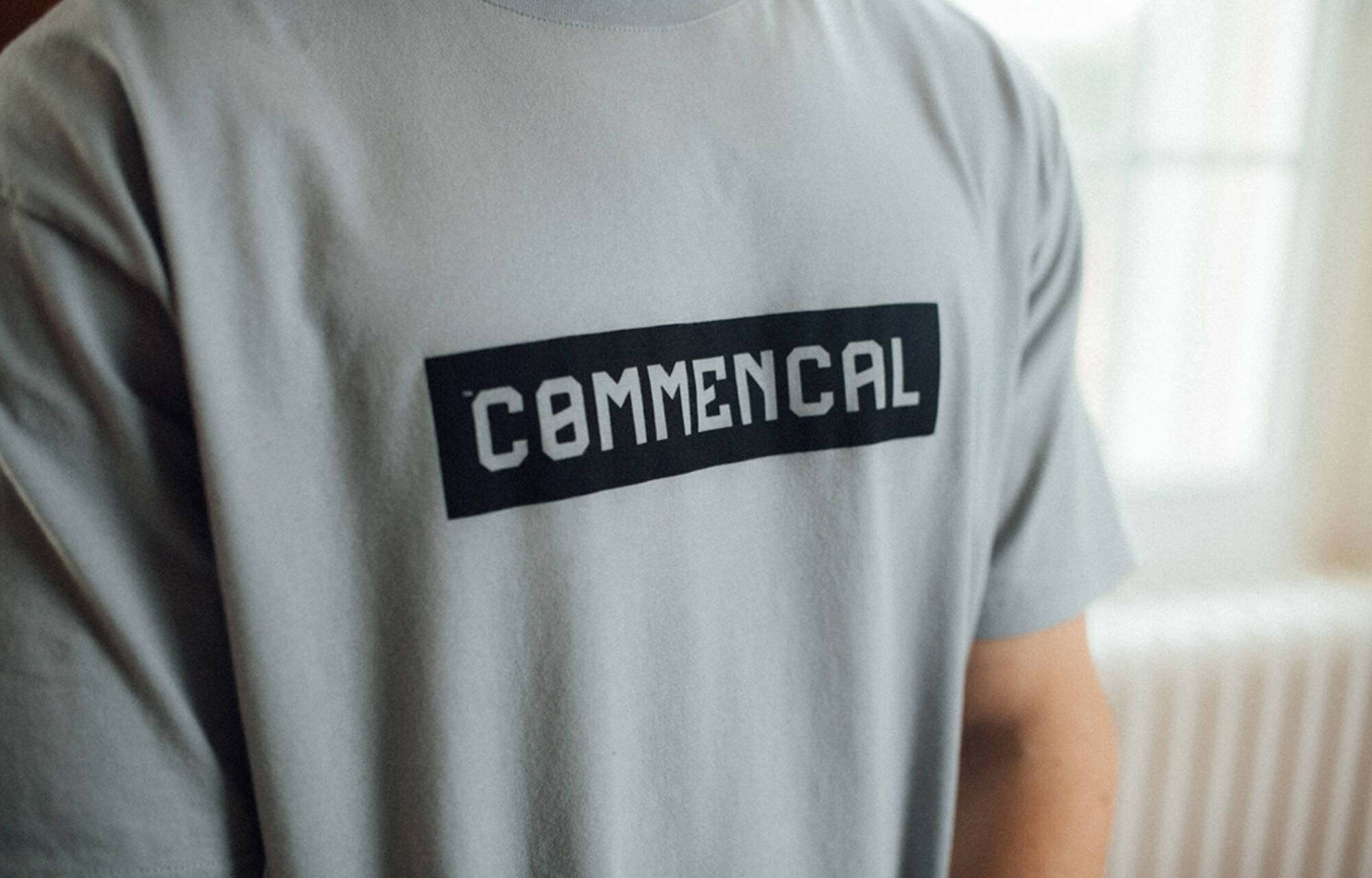 CAMISETA COMMENCAL REGULAR FIT CORPORATE LIGHT GREY image large number 3