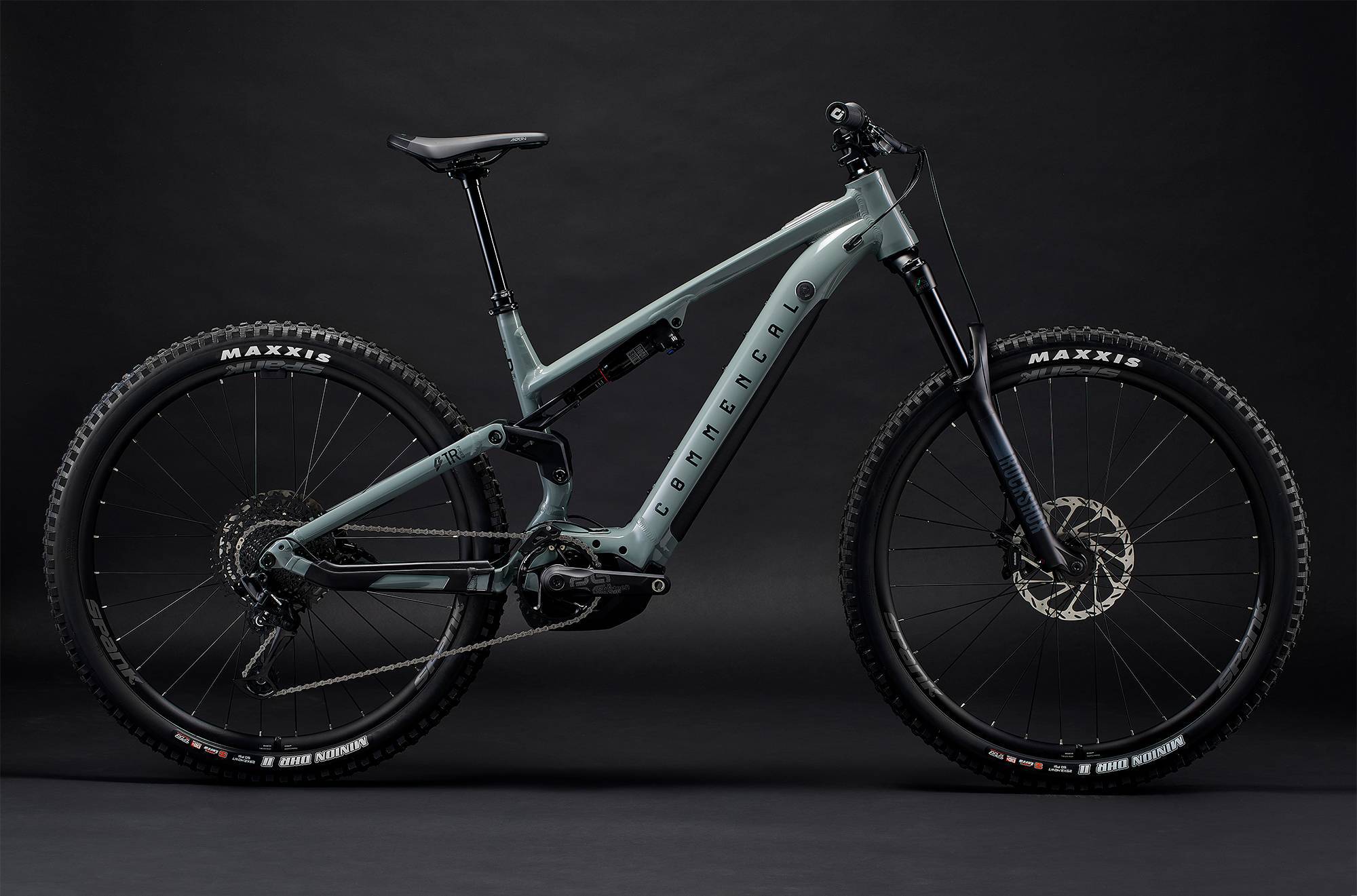 COMMENCAL META POWER TR BOSCH RIDE PYRITE GREY image large number 0