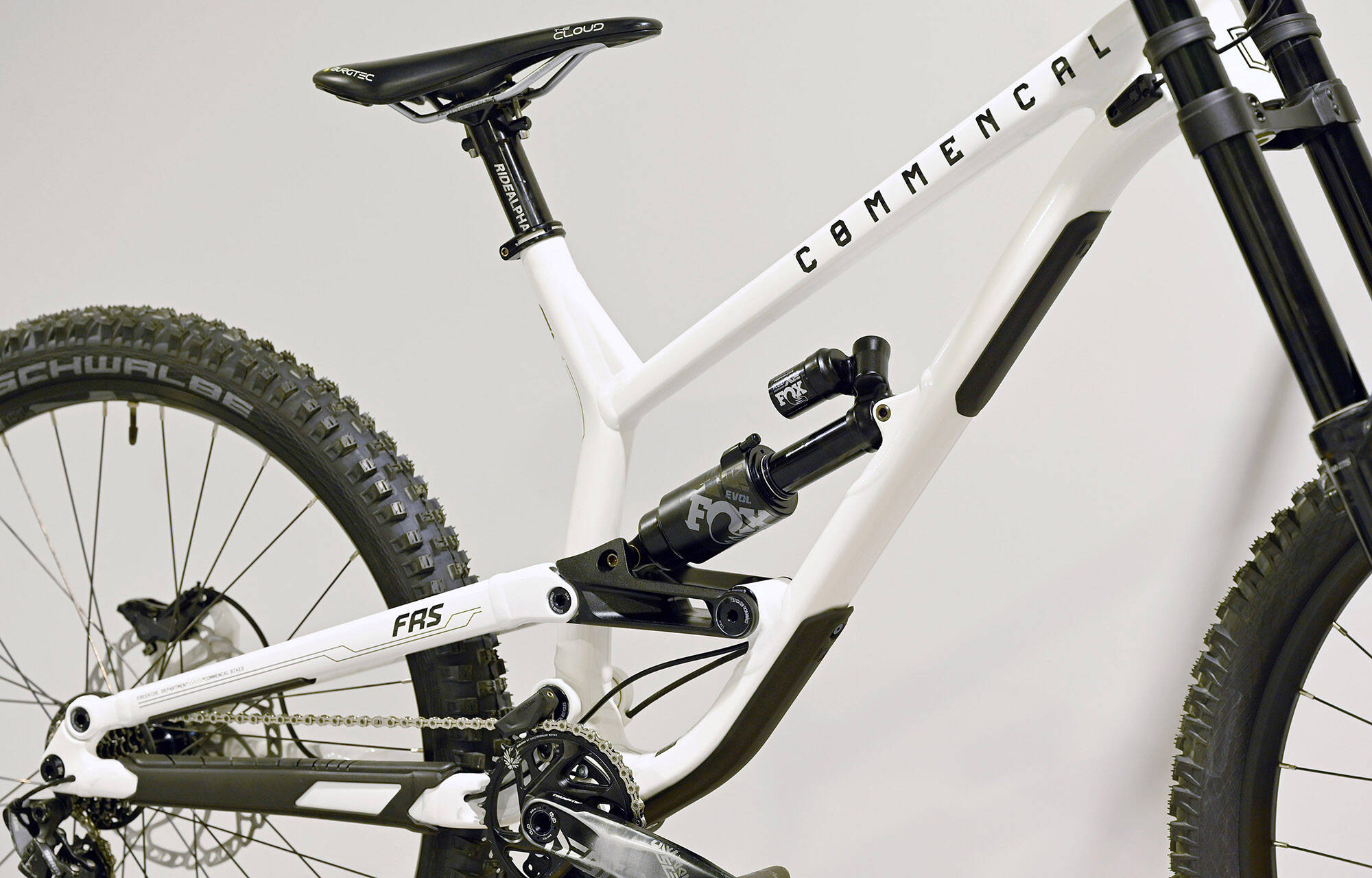 COMMENCAL FRS ESSENTIAL PURE WHITE - M (21151002) image large number 1