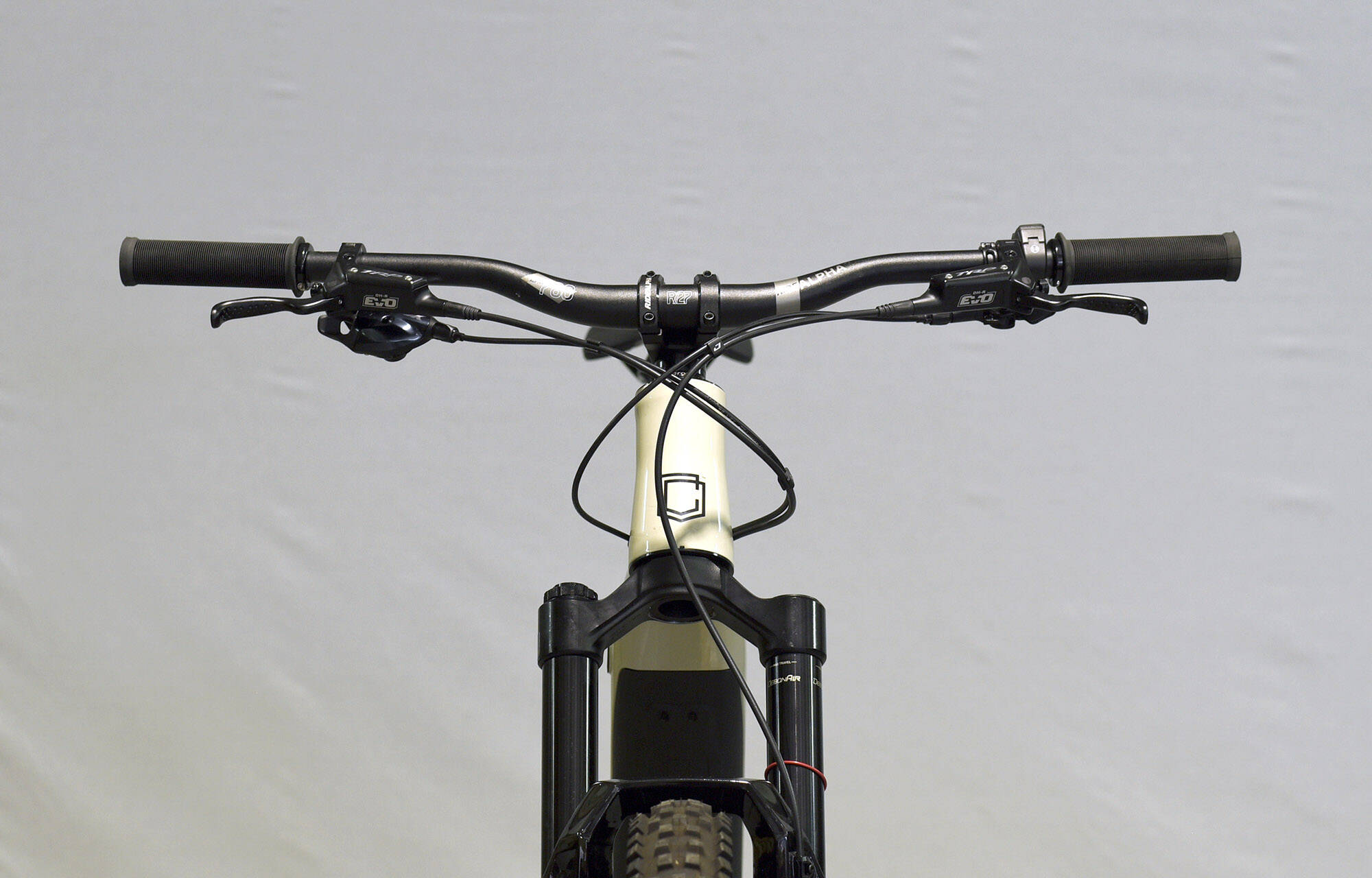 COMMENCAL META POWER SX BOSCH RACE CHALK - L (23181403) 4 km image large number 3