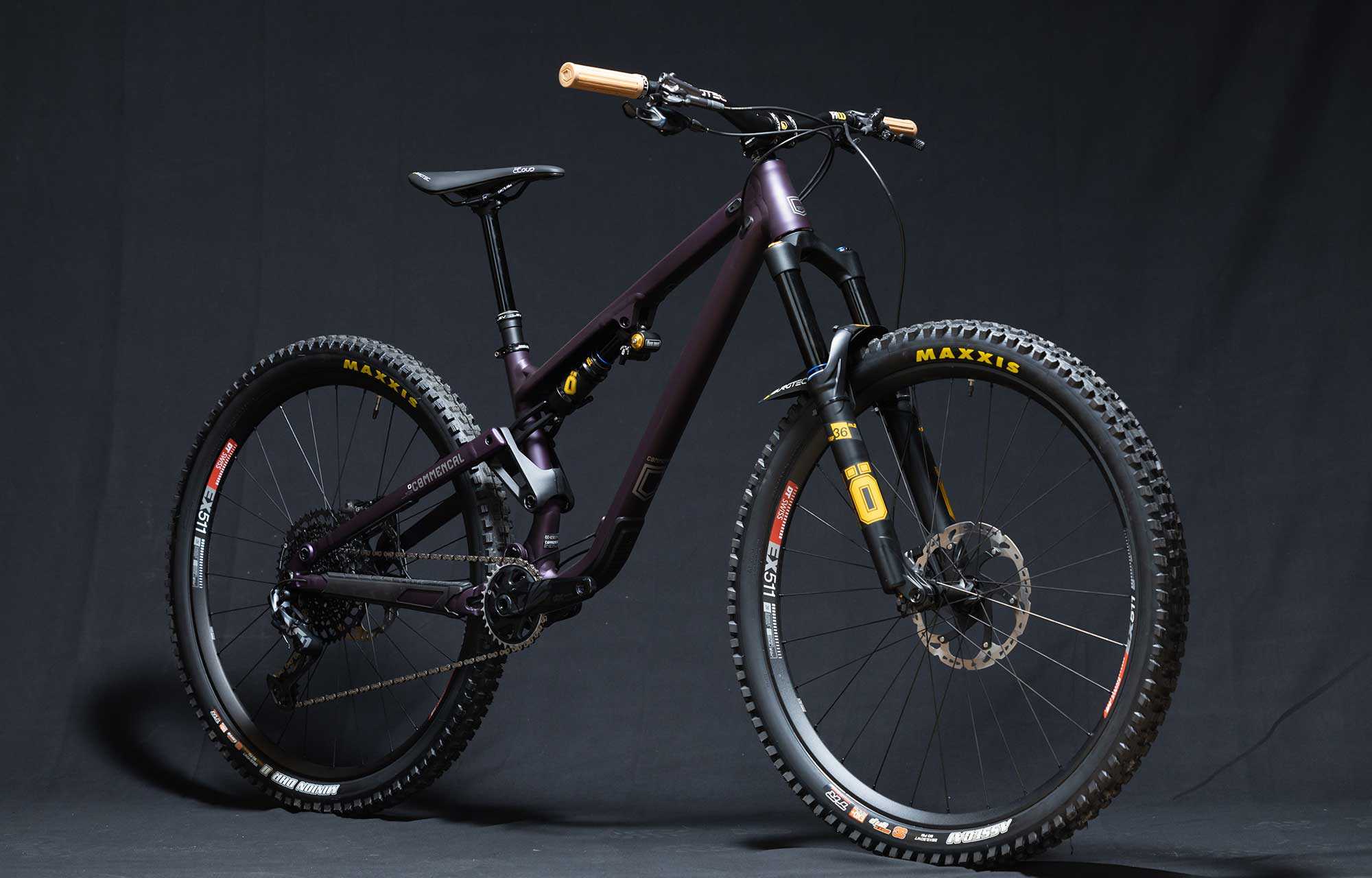 COMMENCAL META TR OHLINS EDITION ASH GREY  image large number 0