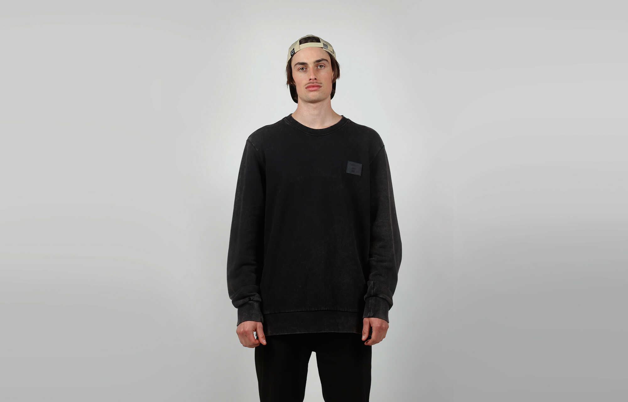 COMMENCAL WASHED REGULAR FIT CREWNECK BLACK image cover number 0