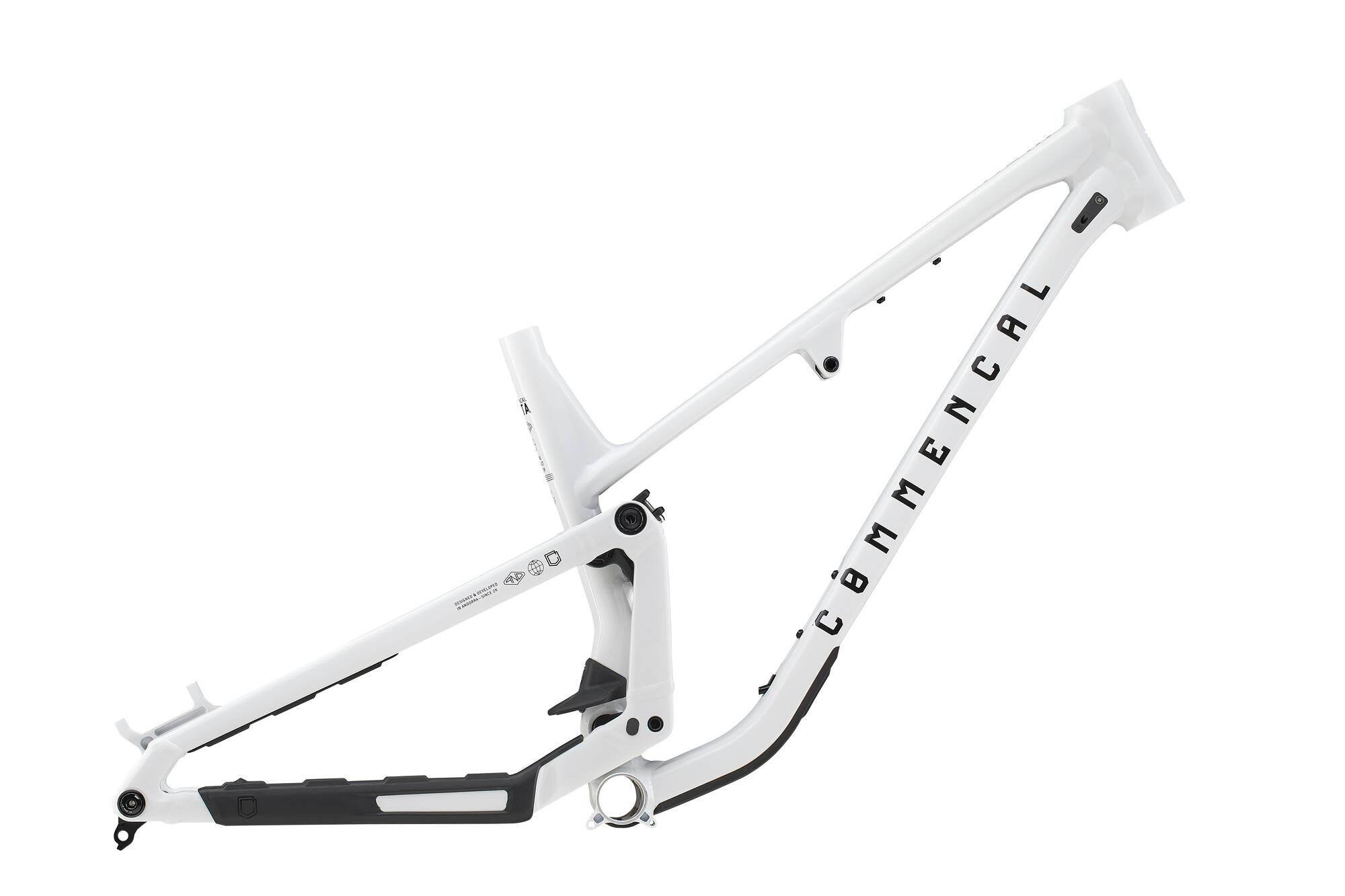 CUADRO COMMENCAL META V5 PURE WHITE 2027 image cover number 0