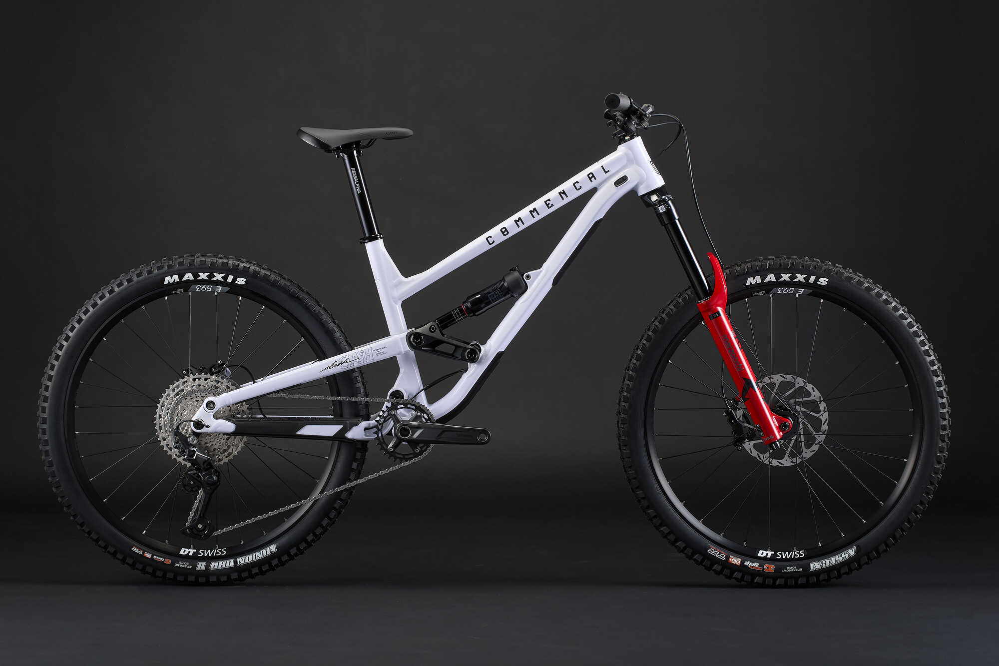 COMMENCAL CLASH MARZO PURE WHITE 2027 image large number 0