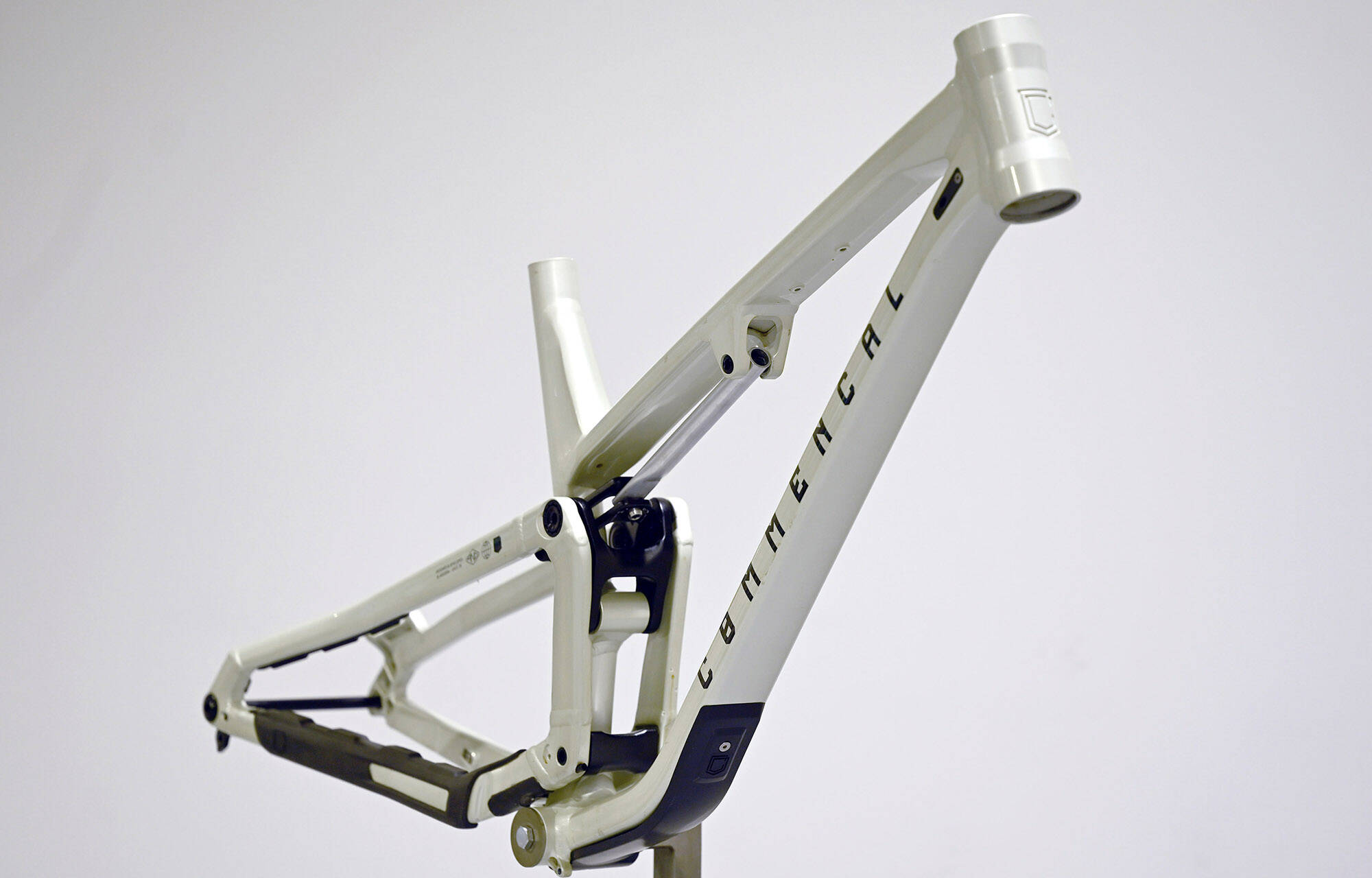 FRAME COMMENCAL META V5 CLEAR SILVER - XL (23220504) image large number 2