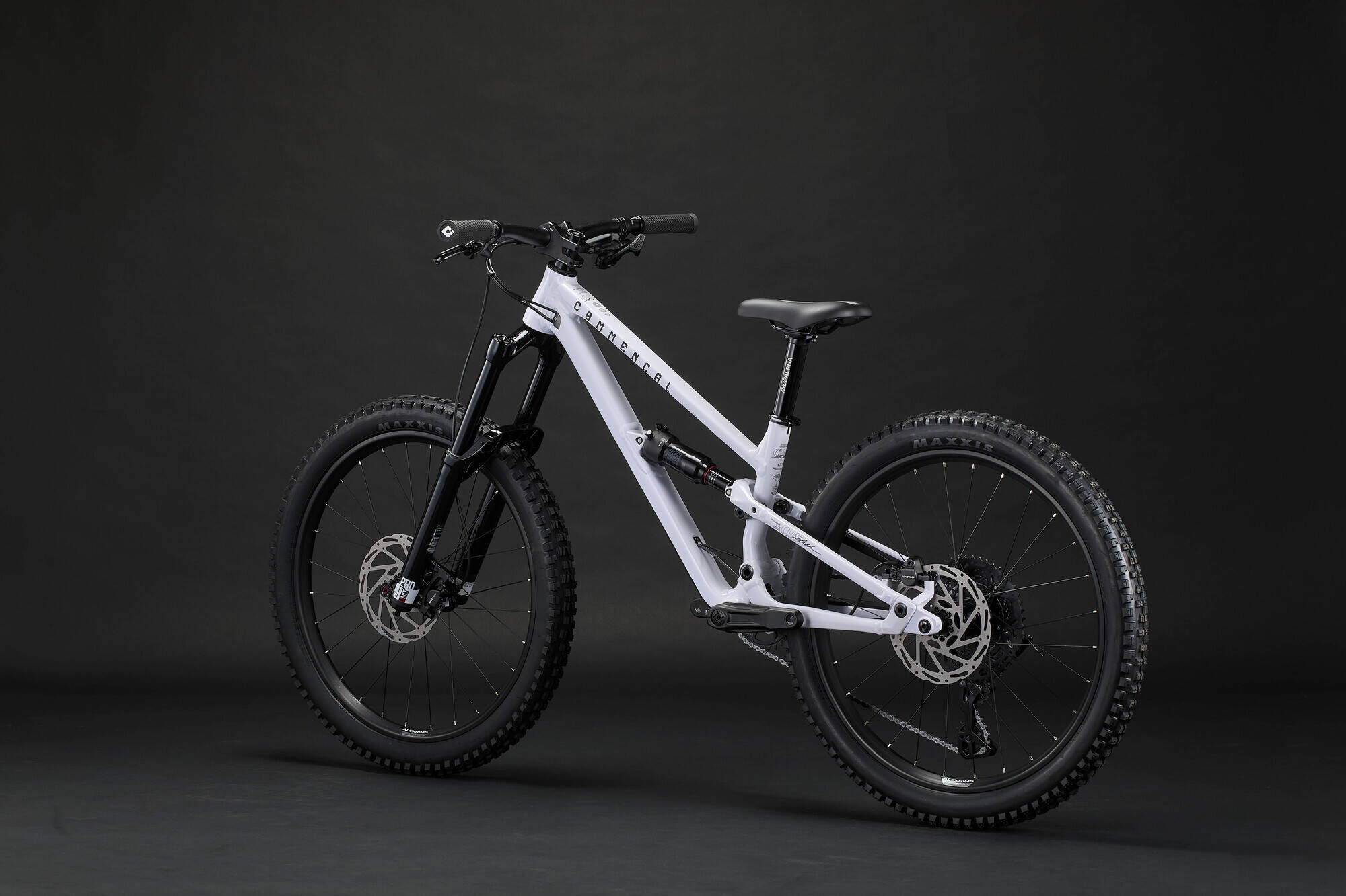 COMMENCAL CLASH 24 PURE WHITE 2026 image large number 2
