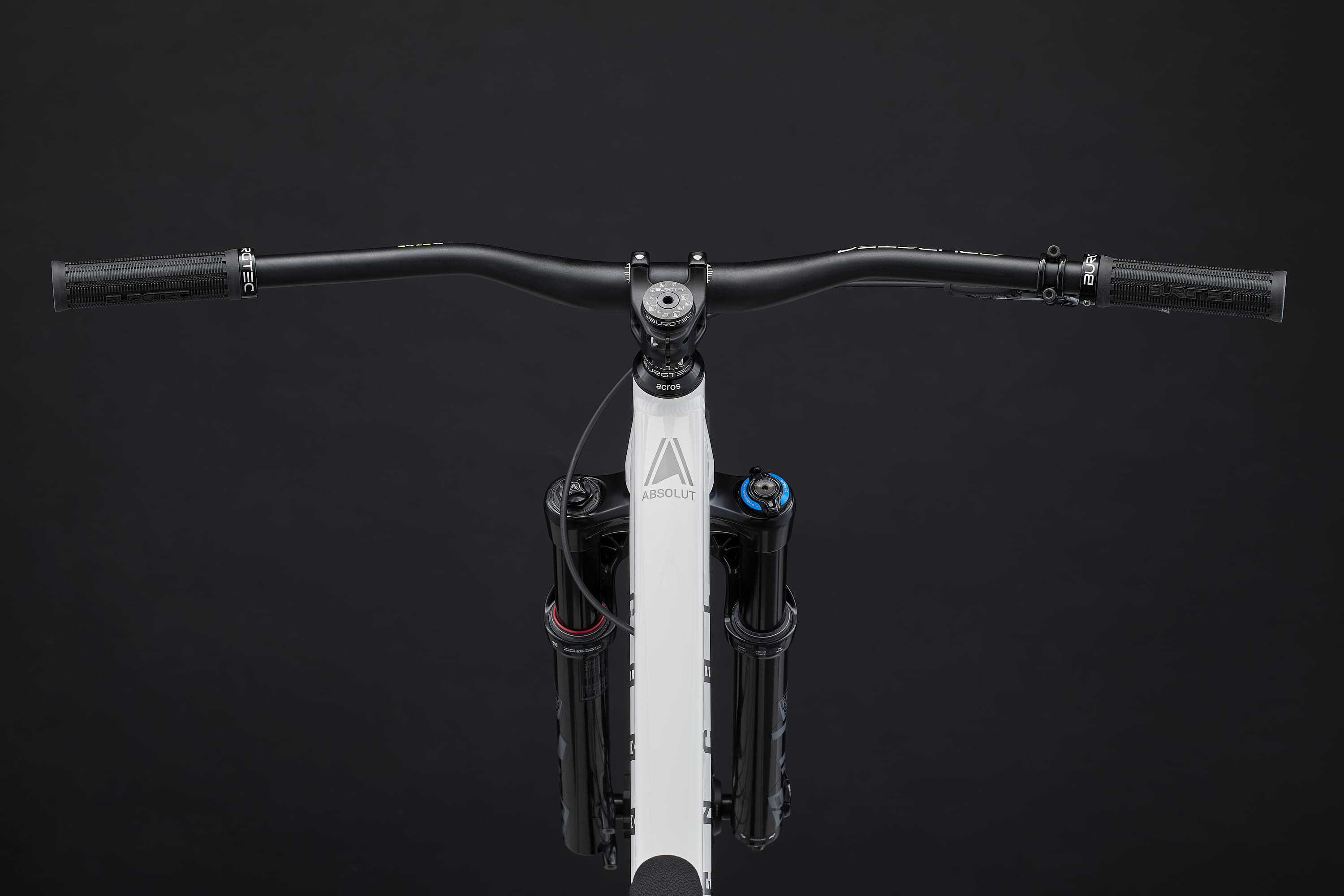 COMMENCAL ABSOLUT PIKE BLACK PURE WHITE 2025 image large number 3
