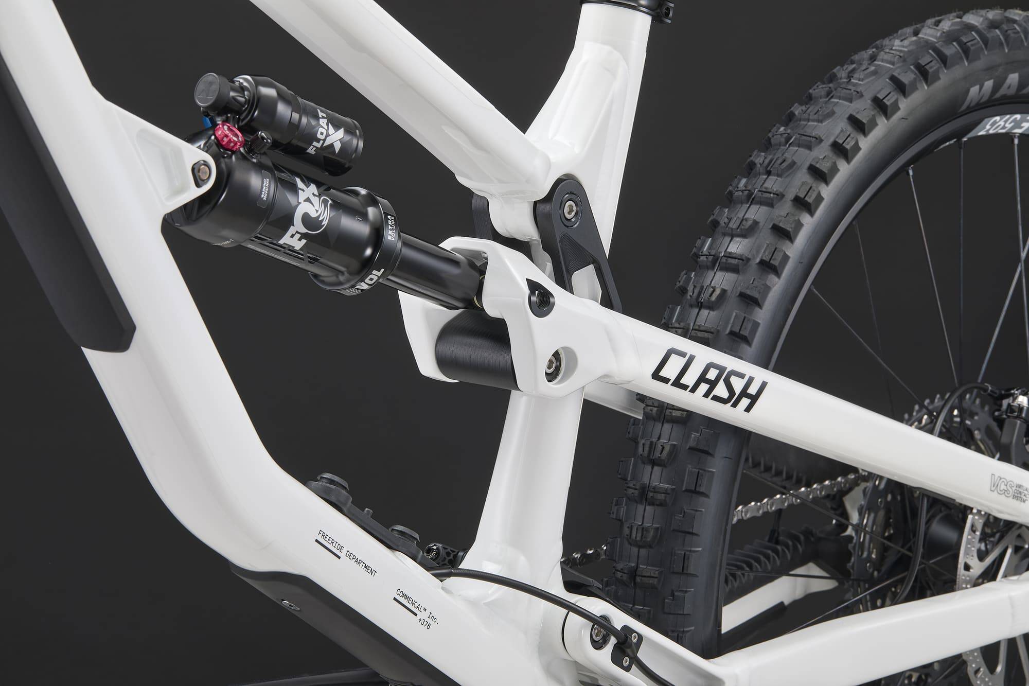 COMMENCAL CLASH V3 PARK 2027 image large number 8