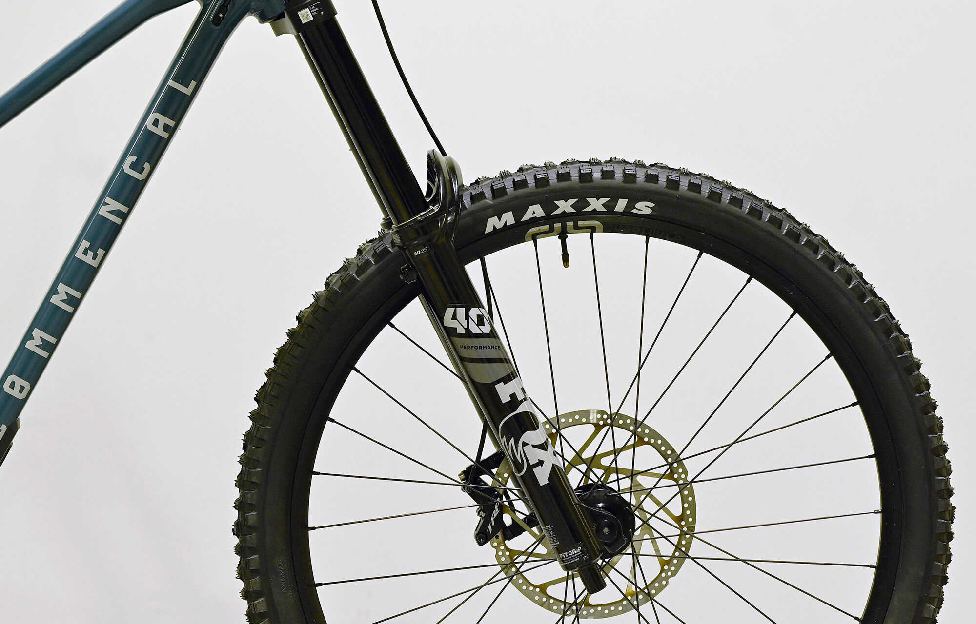 COMMENCAL SUPREME DH V5 ESSENTIAL AQUA BLUE - M (23150102) image large number 2