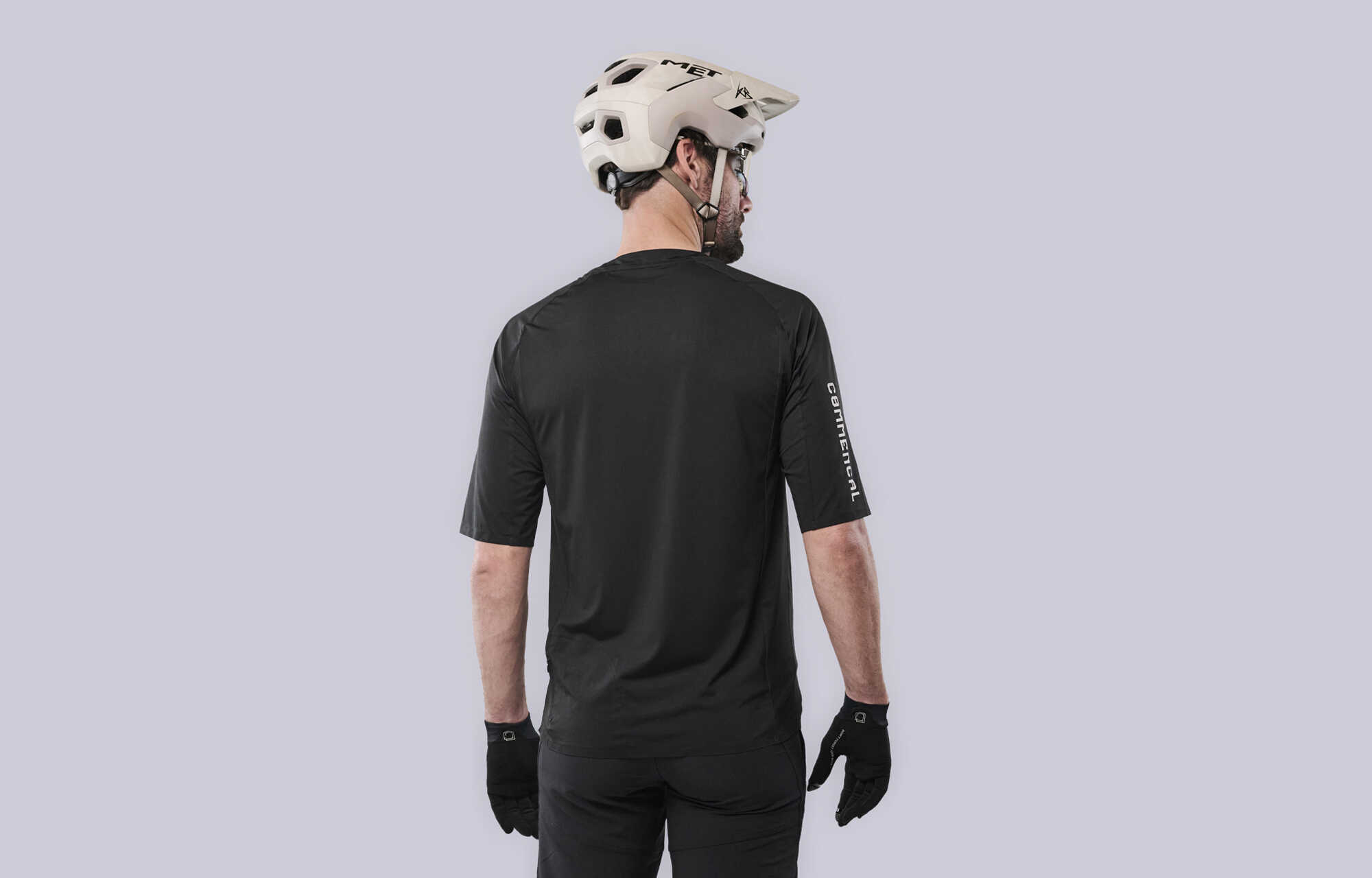 COMMENCAL LIGHTECH SHORT SLEEVE ZIP JERSEY BLACK image large number 0