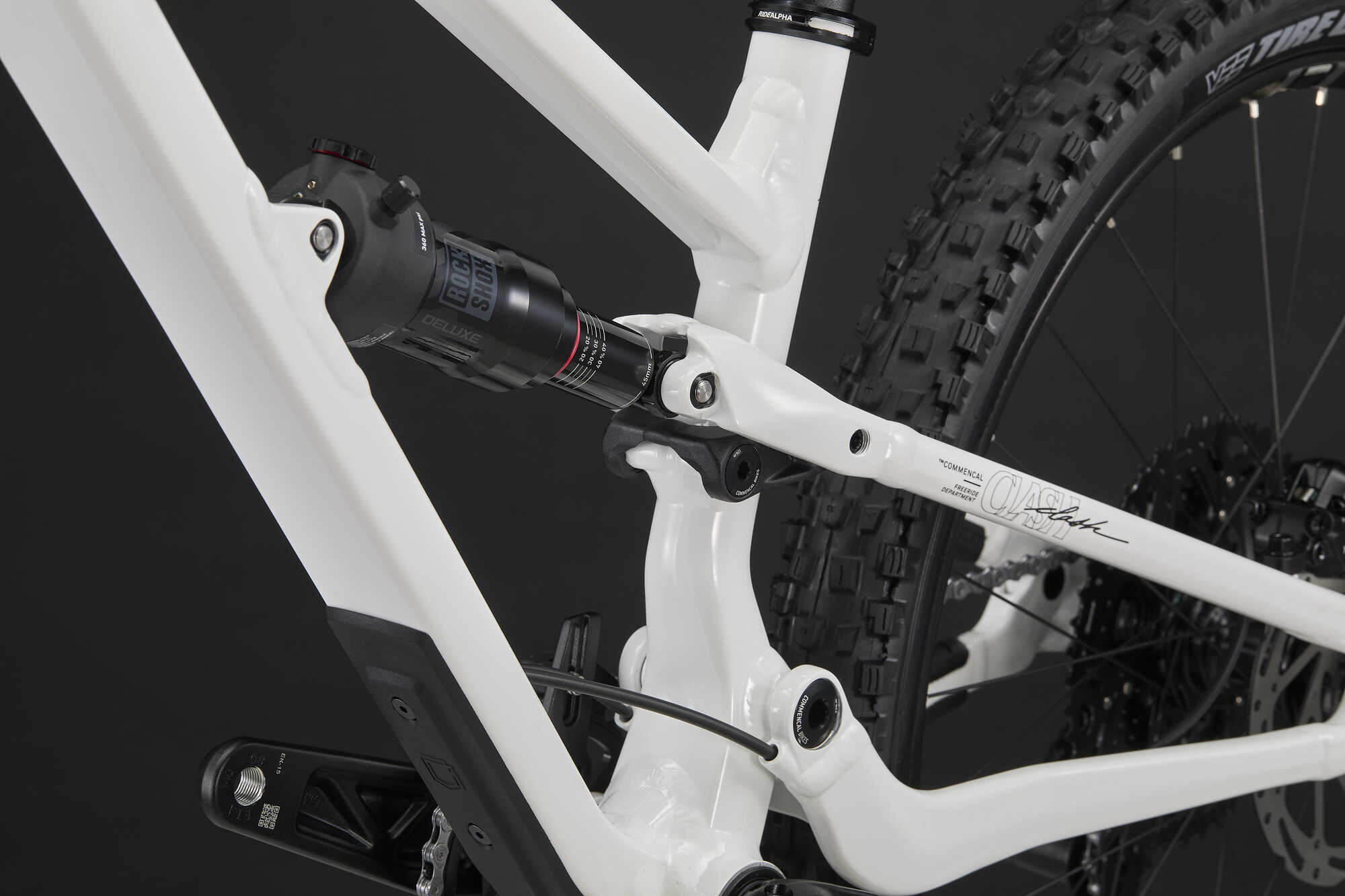 COMMENCAL CLASH 24 PURE WHITE 2027 image large number 8