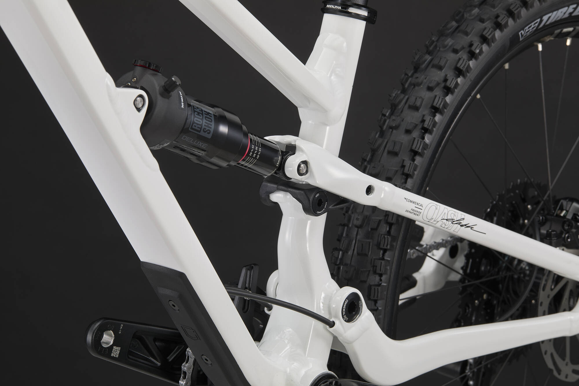 COMMENCAL CLASH 24 PURE WHITE 2027 image large number 8
