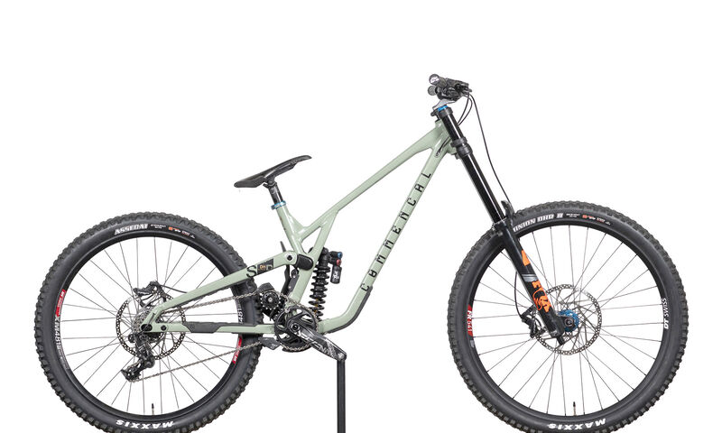 COMMENCAL SUPREME DH V5 ESSENTIAL HERITAGE GREEN - M (22150802)