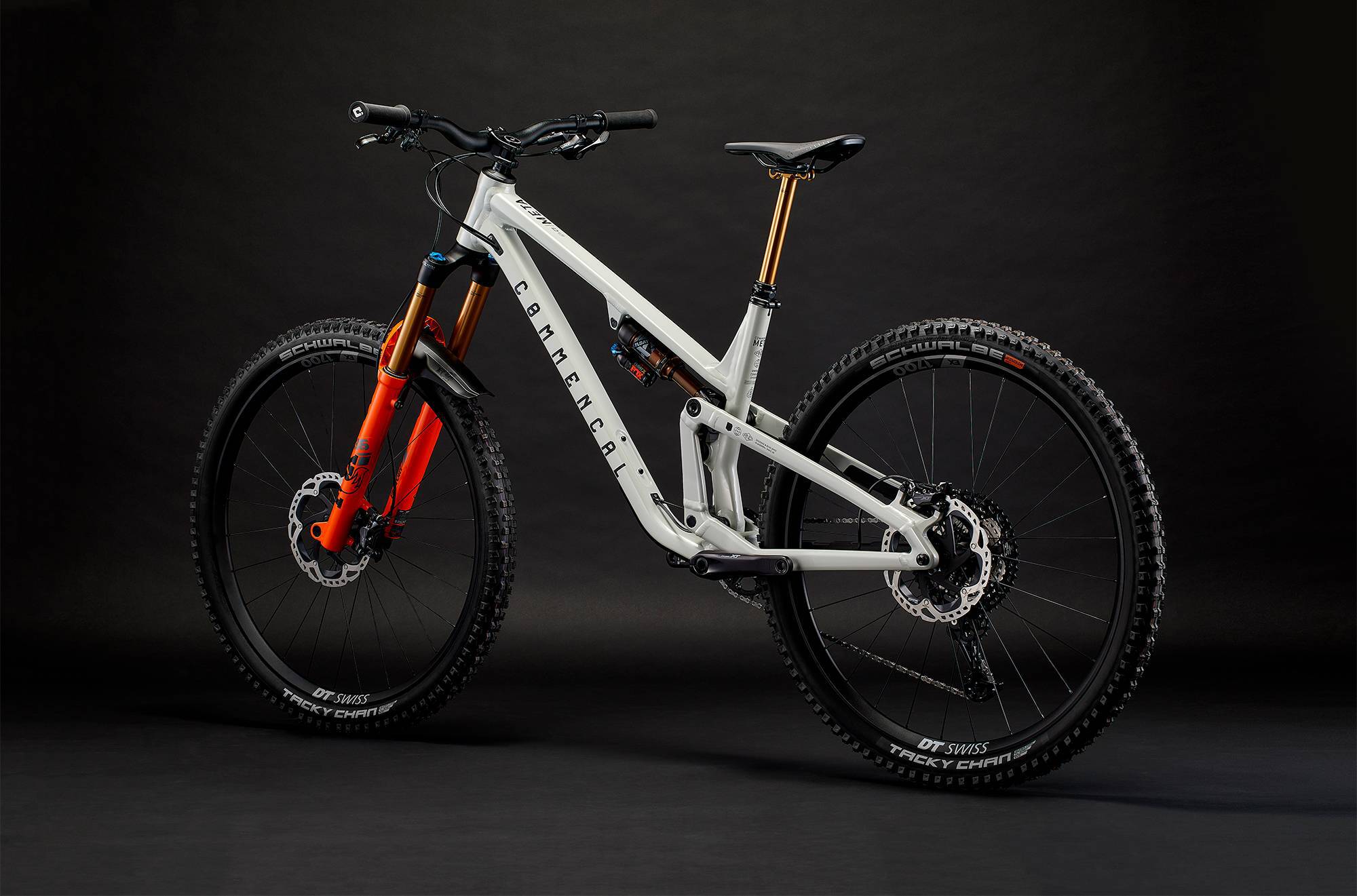 COMMENCAL META V5 SIGNATURE CLEAR SILVER image large number 2