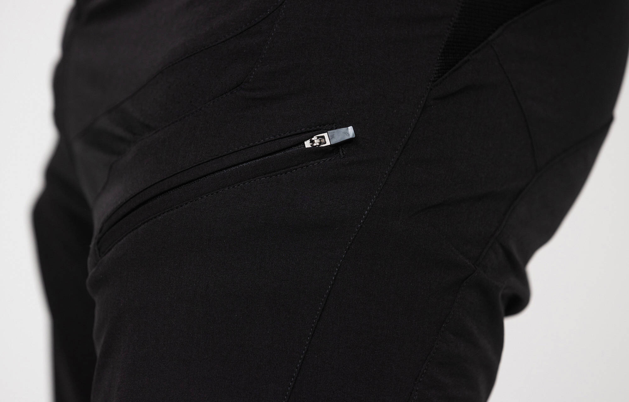 SHORT COMMENCAL BLACK image large number 2