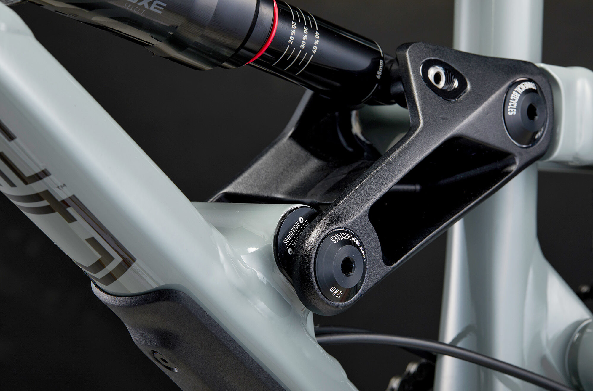 COMMENCAL | COMMENCAL CLASH RIDE PYRITE GREY