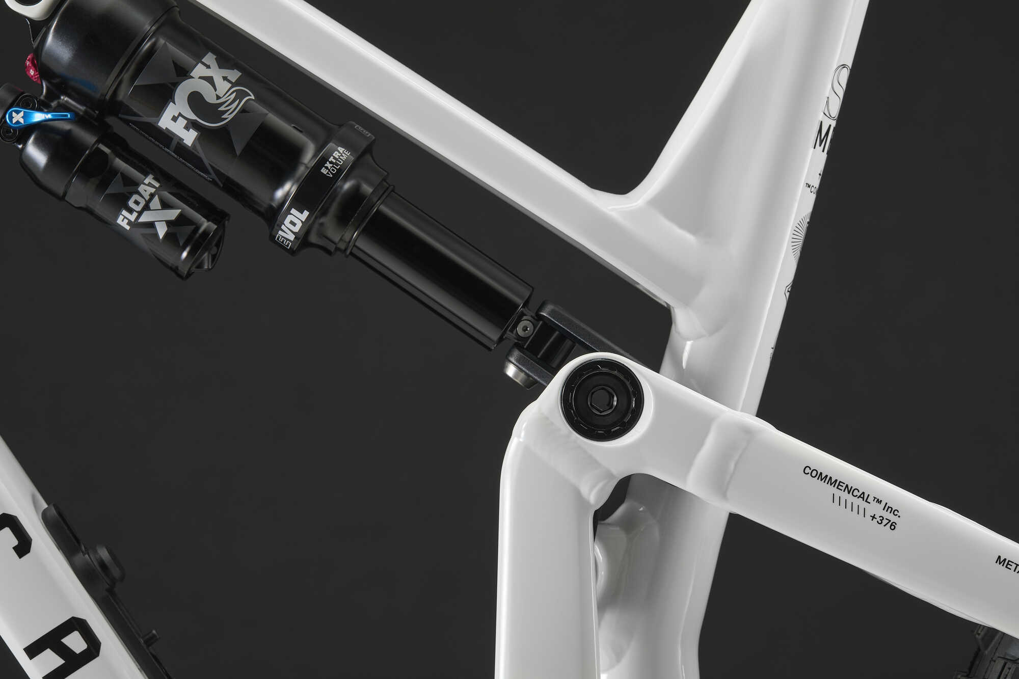 COMMENCAL META SX V5 ESSENTIAL PURE WHITE 2027 image large number 9