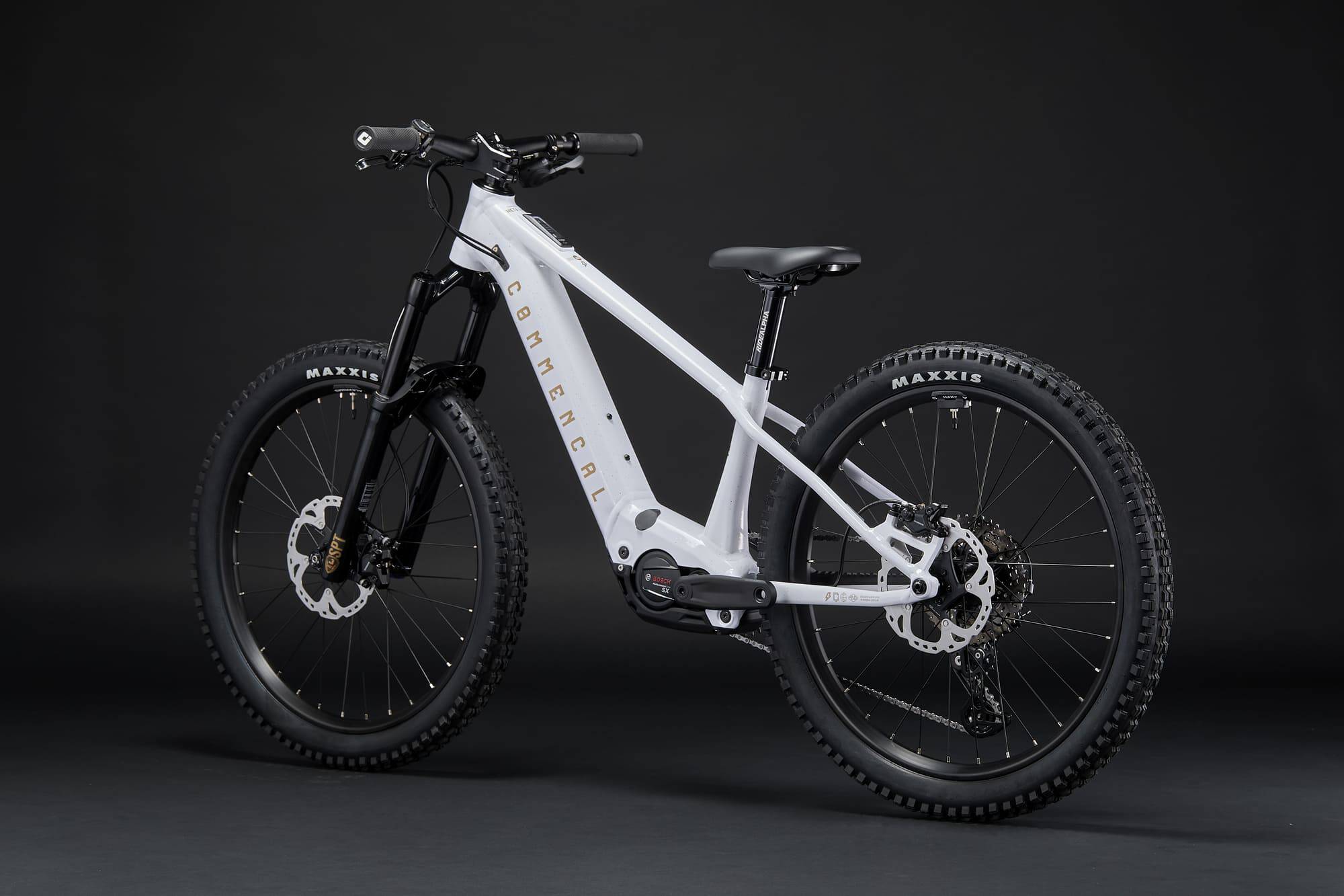COMMENCAL META HT 24 POWER GLITTERY WHITE 2026 image large number 2