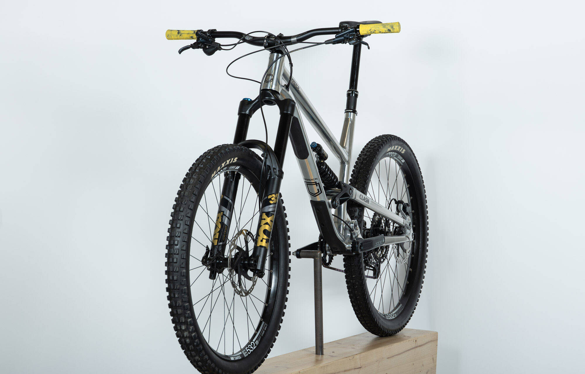 COMMENCAL CLASH ESSENTIEL HIGH POLISH - XL (22131304) image large number 2