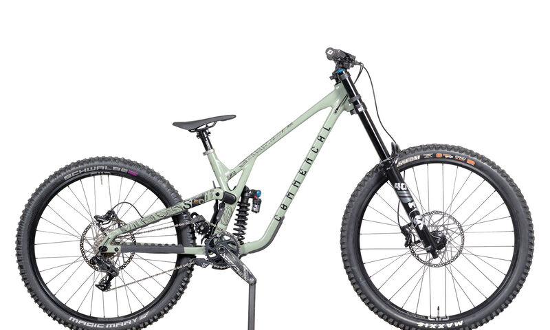 COMMENCAL SUPREME DH V5 ESSENTIAL HERITAGE GREEN - M (22150802)