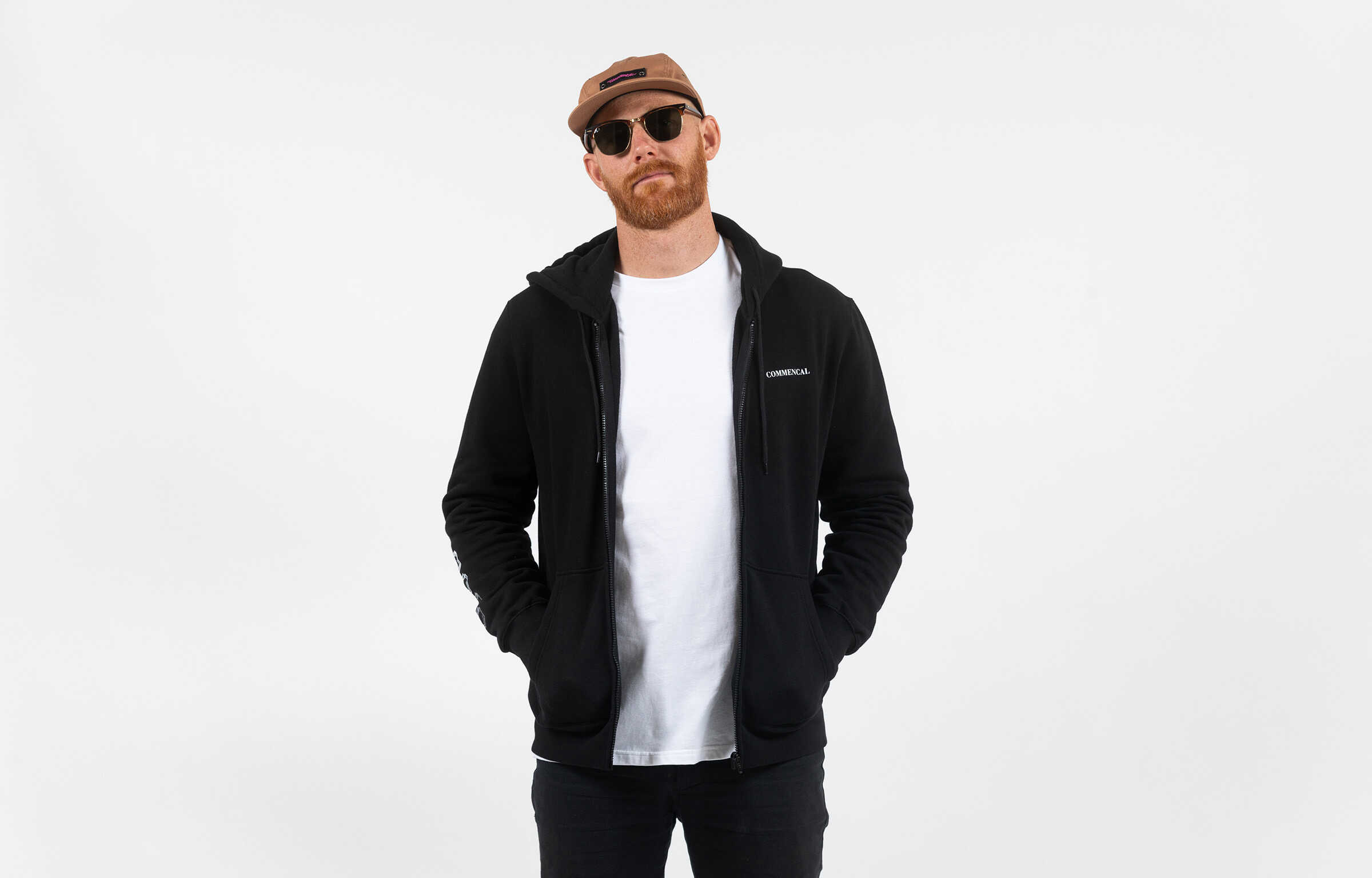 COMMENCAL 4 SHIELDS ZIPPER HOODIE BLACK image large number 0
