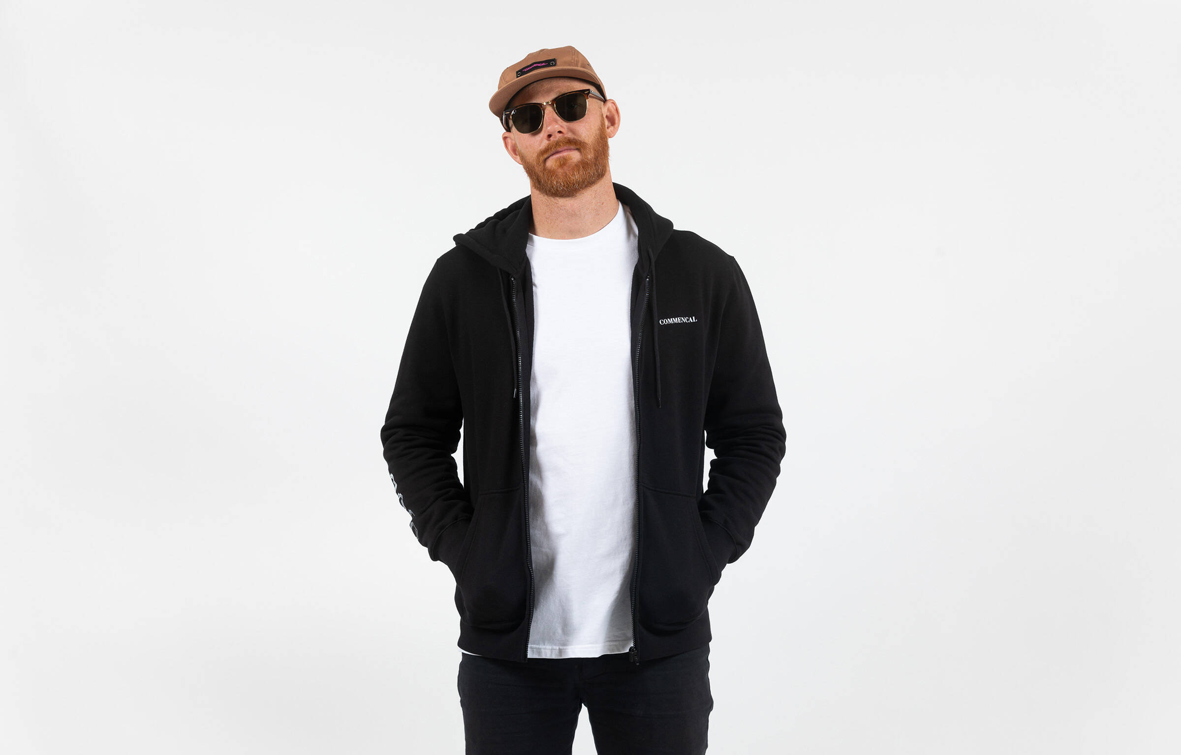 COMMENCAL 4 SHIELDS ZIPPER HOODIE BLACK image large number 0