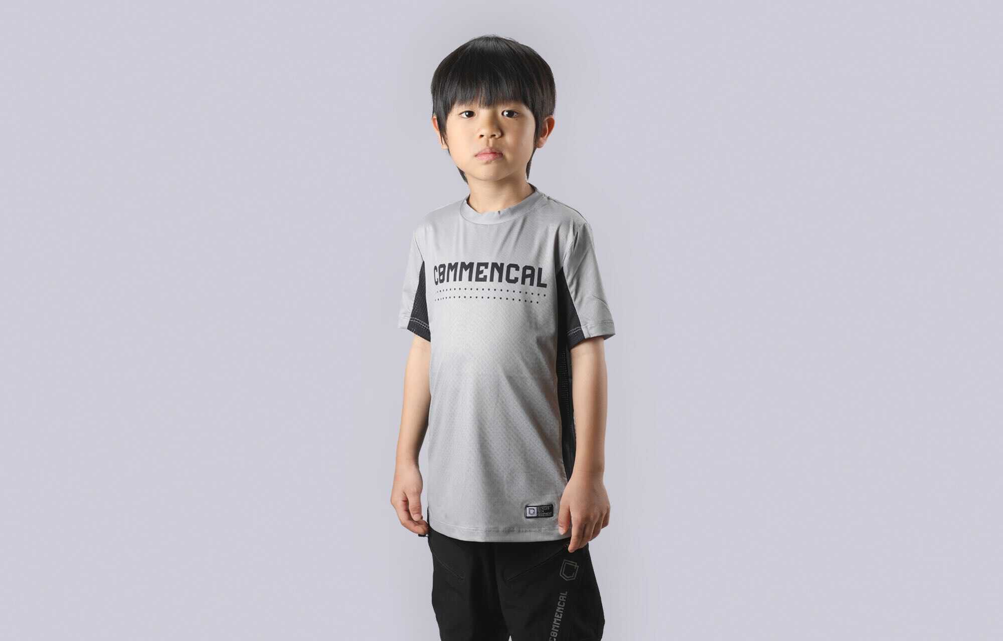 MAILLOT COMMENCAL LIGHTECH MANCHES COURTES KIDS SAND/BLACK image cover number 0