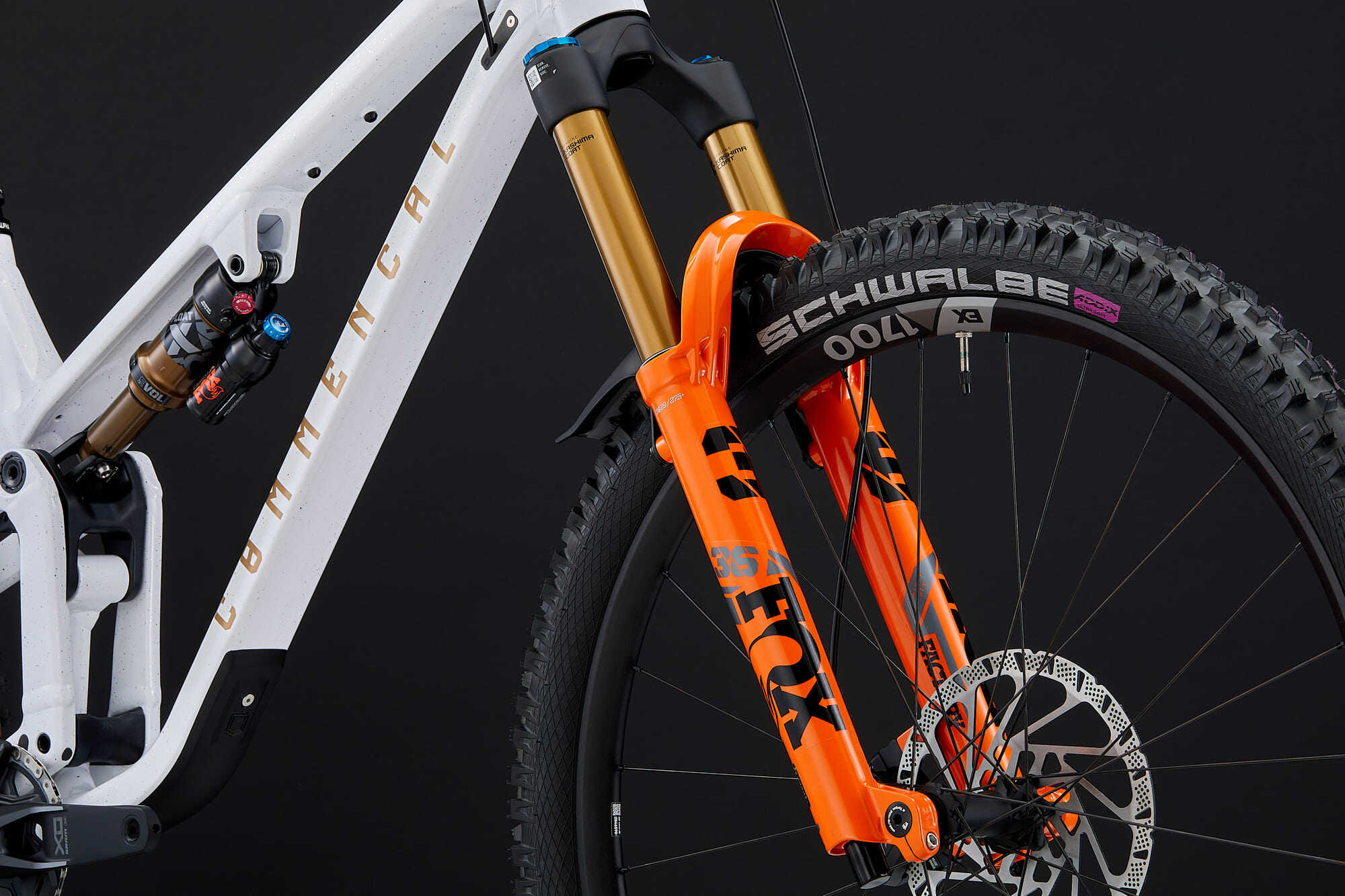 COMMENCAL META V5 SIGNATURE GLITTERY WHITE 2025 image large number 6