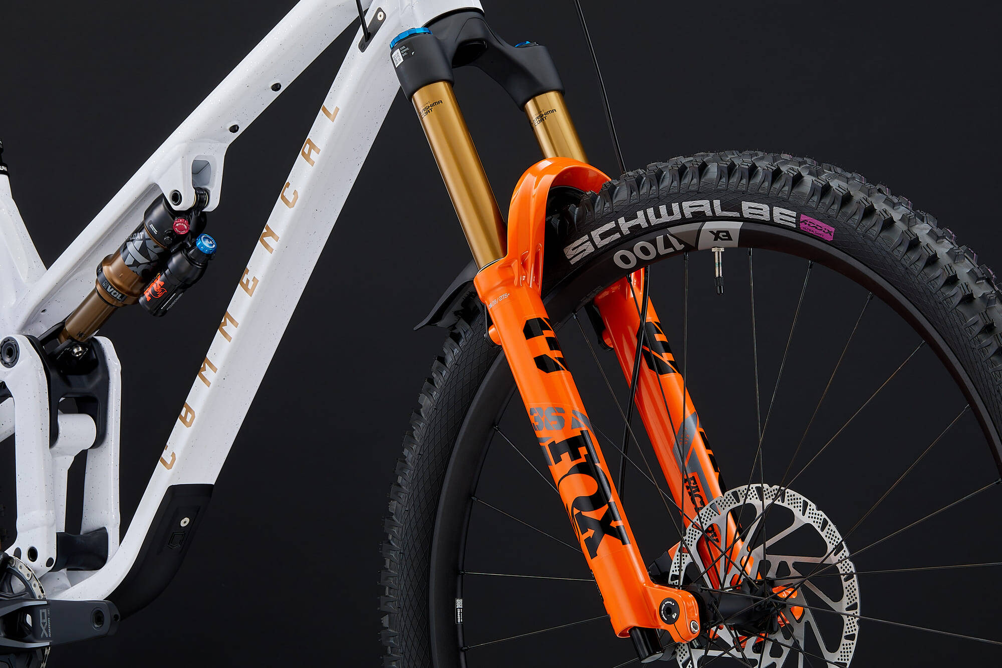 COMMENCAL META V5 SIGNATURE GLITTERY WHITE 2025 image large number 6