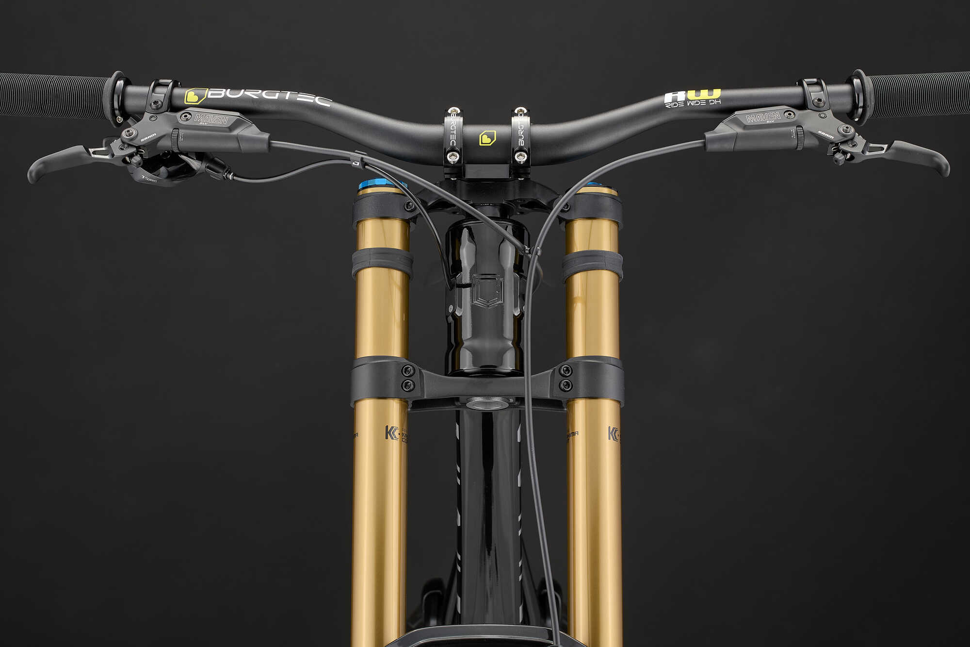 COMMENCAL SUPREME DH V5.2 SIGNATURE PURE BLACK 2027 image large number 4