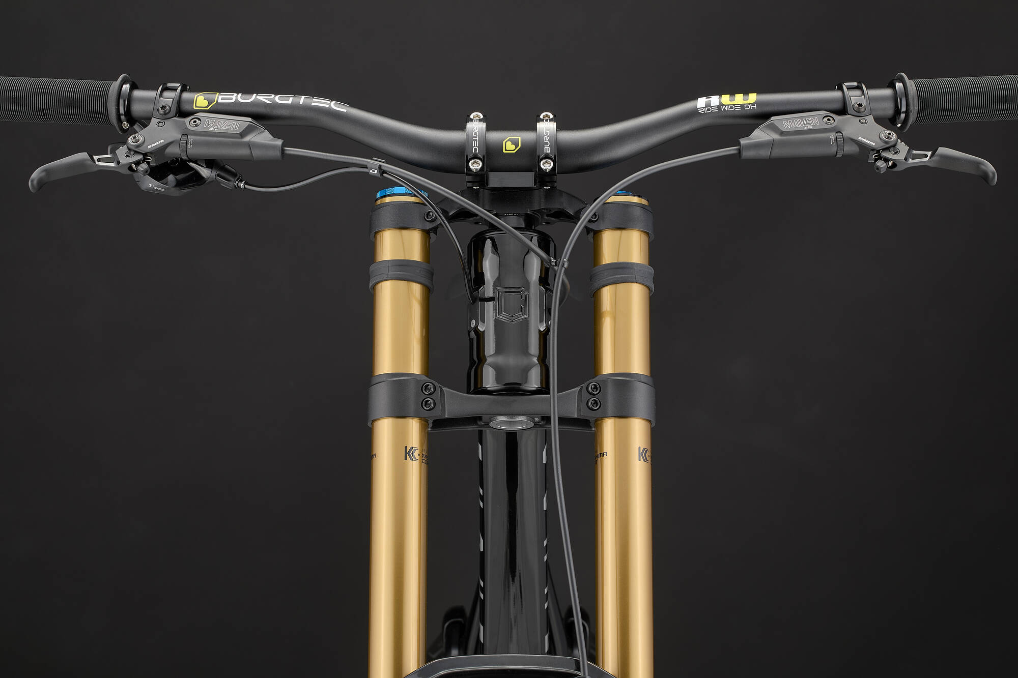 COMMENCAL SUPREME DH V5.2 SIGNATURE PURE BLACK 2027 image large number 4