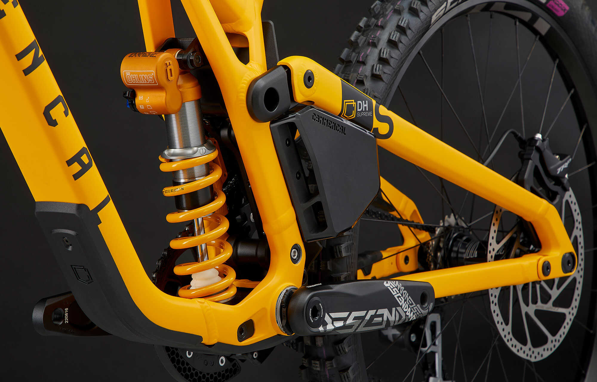 COMMENCAL SUPREME DH V5 OHLINS EDITION YELLOW image large number 5