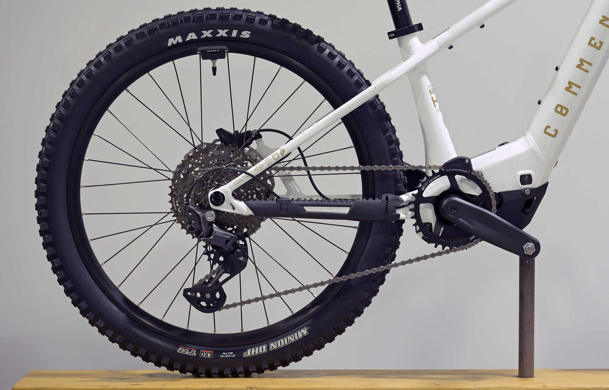 COMMENCAL META HT 24 POWER GLITTERY WHITE - (24173700) 0 km image large number 0