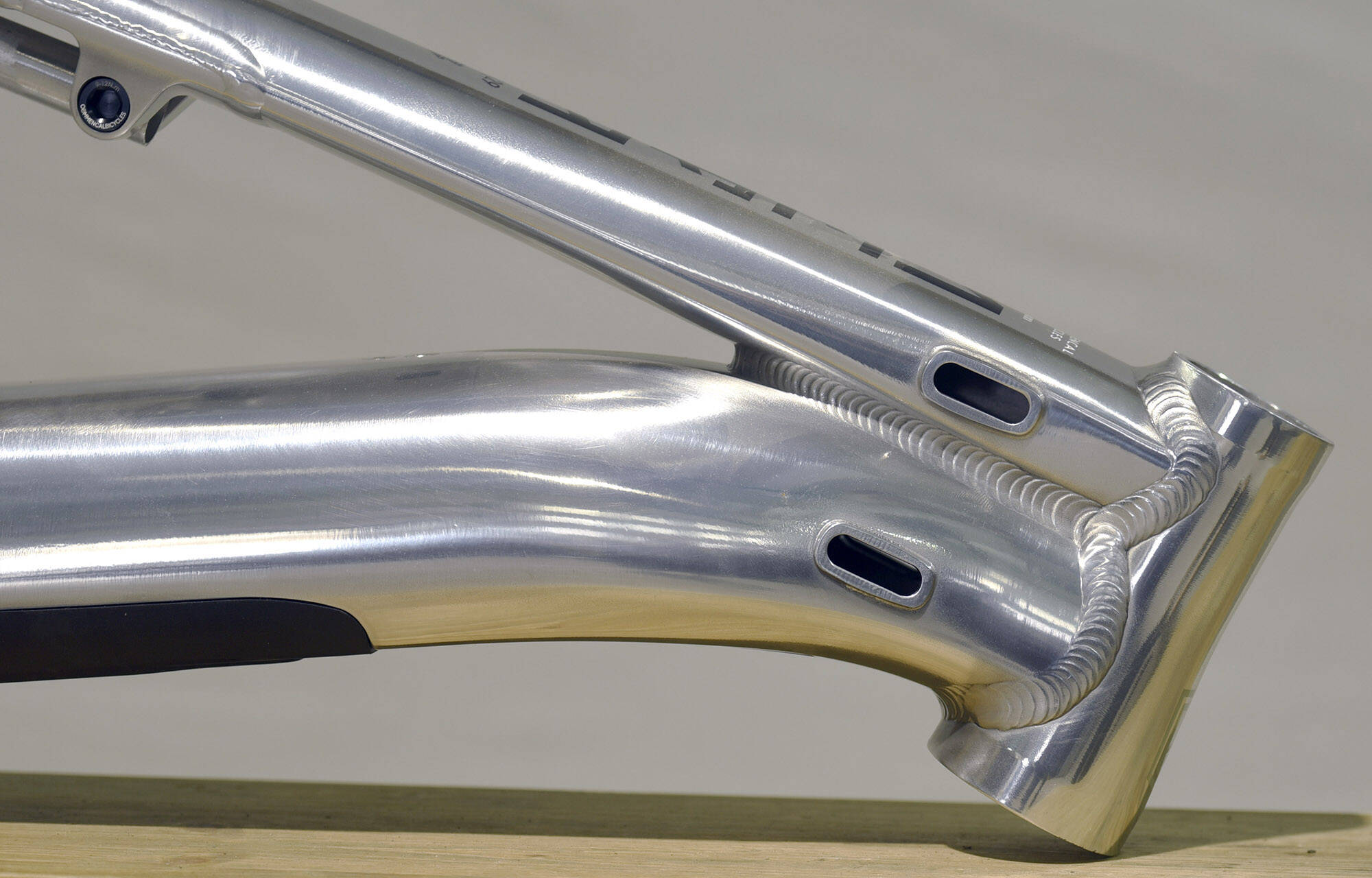 VIP FRAME COMMENCAL META POWER AM SHIMANO CHROME - L (20280103) 0 km image large number 2
