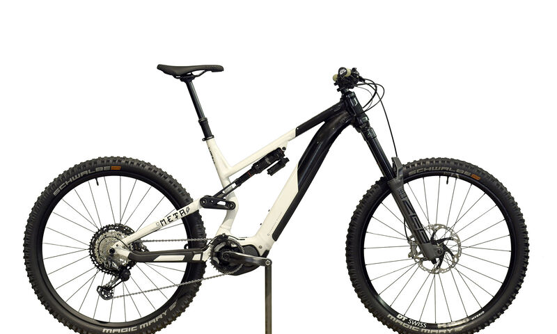 COMMENCAL META POWER SHIMANO 29 TEAM BLACK & WHITE - L (21180703) 1628km