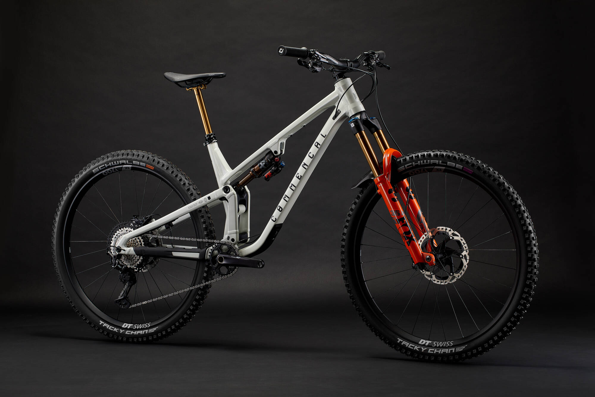 COMMENCAL META V5 SIGNATURE CLEAR SILVER image large number 1