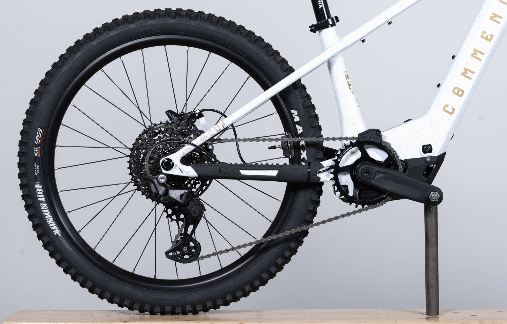 COMMENCAL META HT 24 POWER GLITTERY WHITE - (24173700) 3km image large number 0