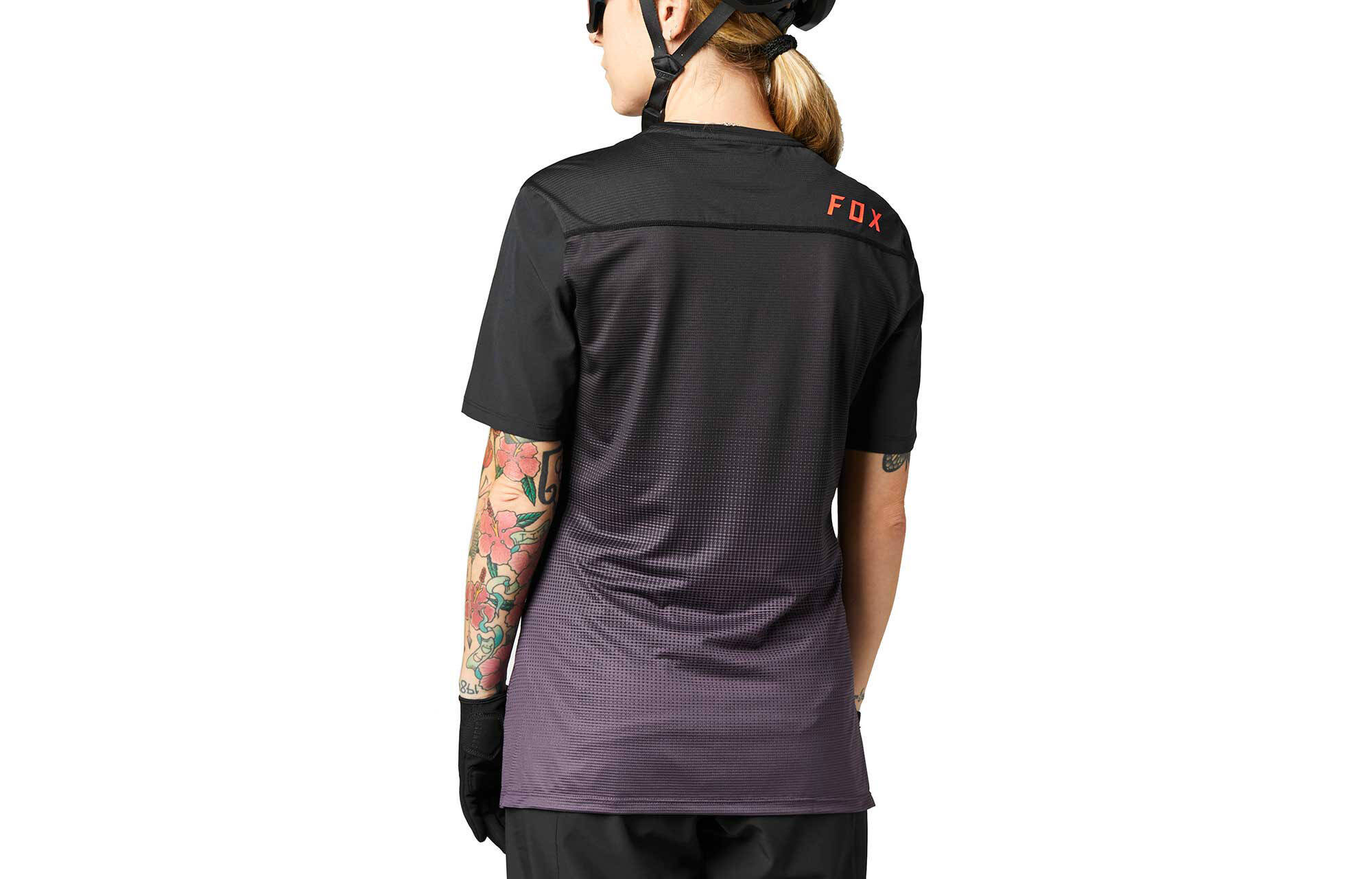 MAGLIA A MANICHE CORTE FOX WOMEN FLEXAIR BLACK/PURPLE image large number 2