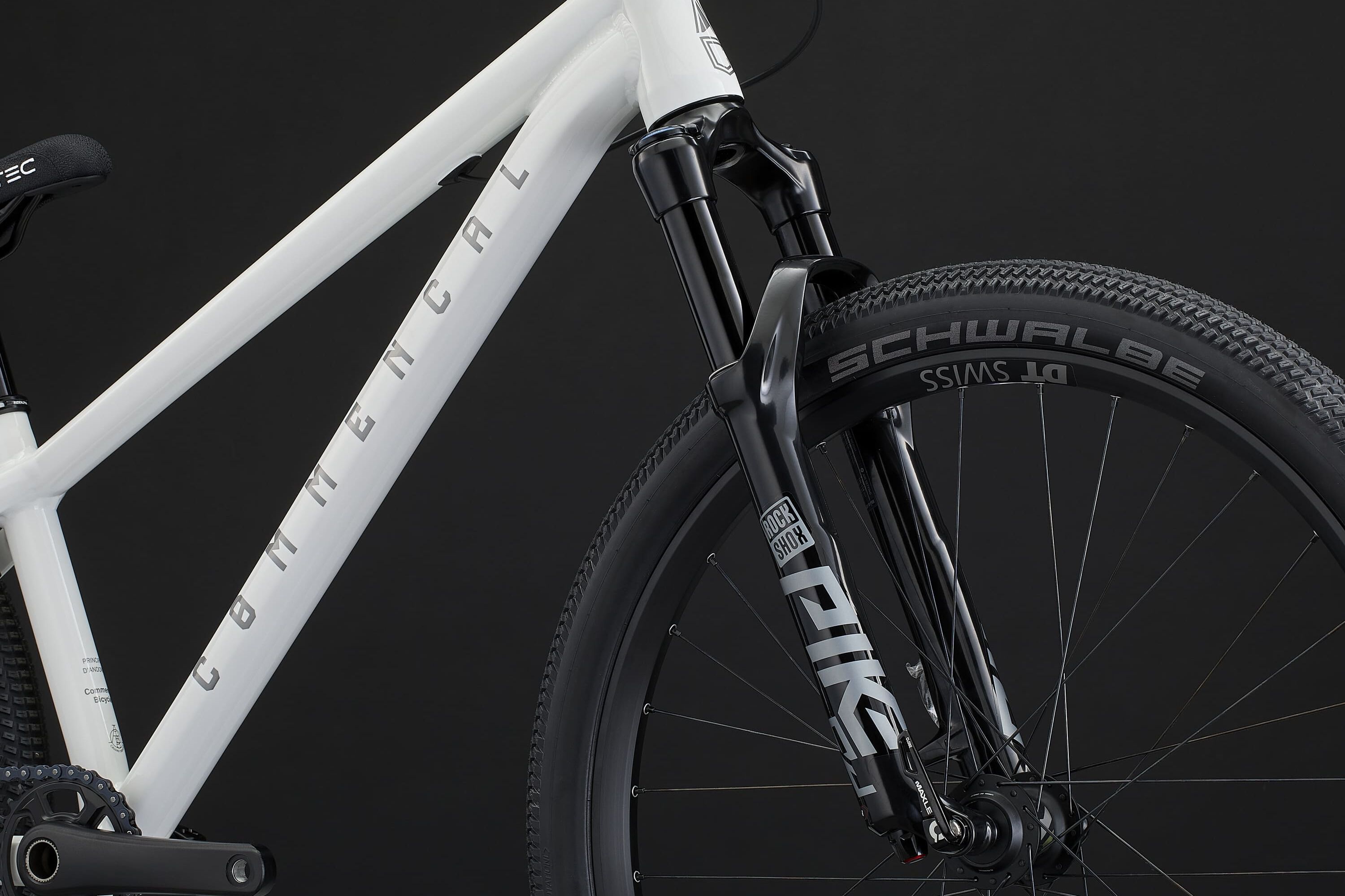 dirt jump bike, pump track bicycle, high-performance hardtail bike