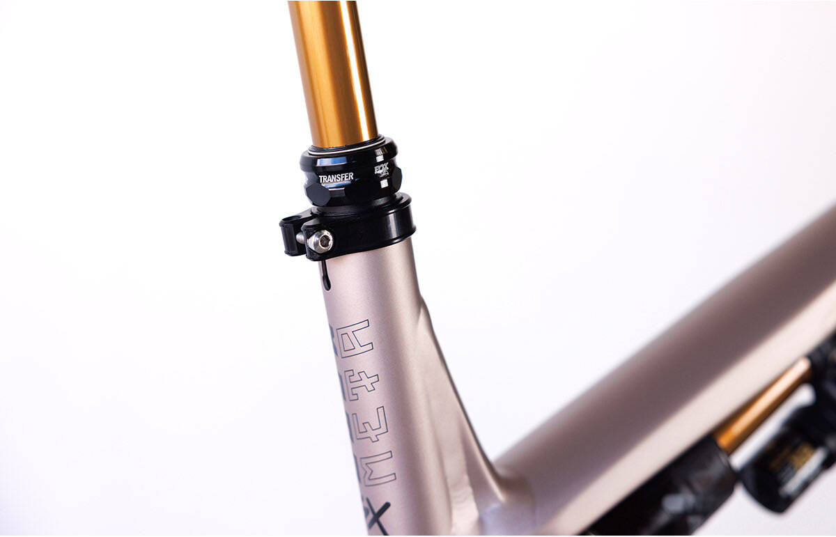 COMMENCAL META SX V4 ALC CHAMPAGNE image large number 4