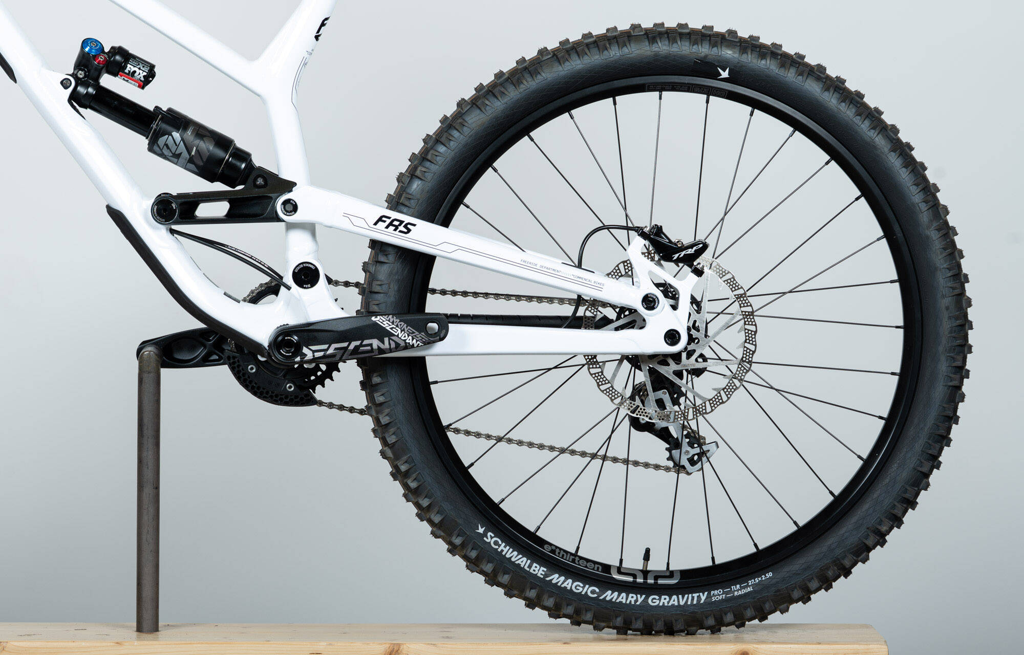 COMMENCAL FRS ESSENTIAL PURE WHITE - L (22150502) image large number 7