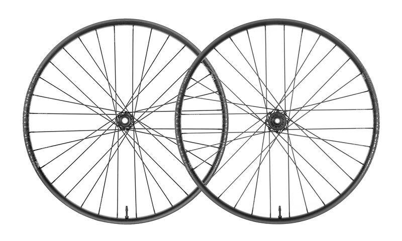 INDUSTRY NINE HYDRA EN 305 29" / 27.5" SRAM XD WHEELSET
